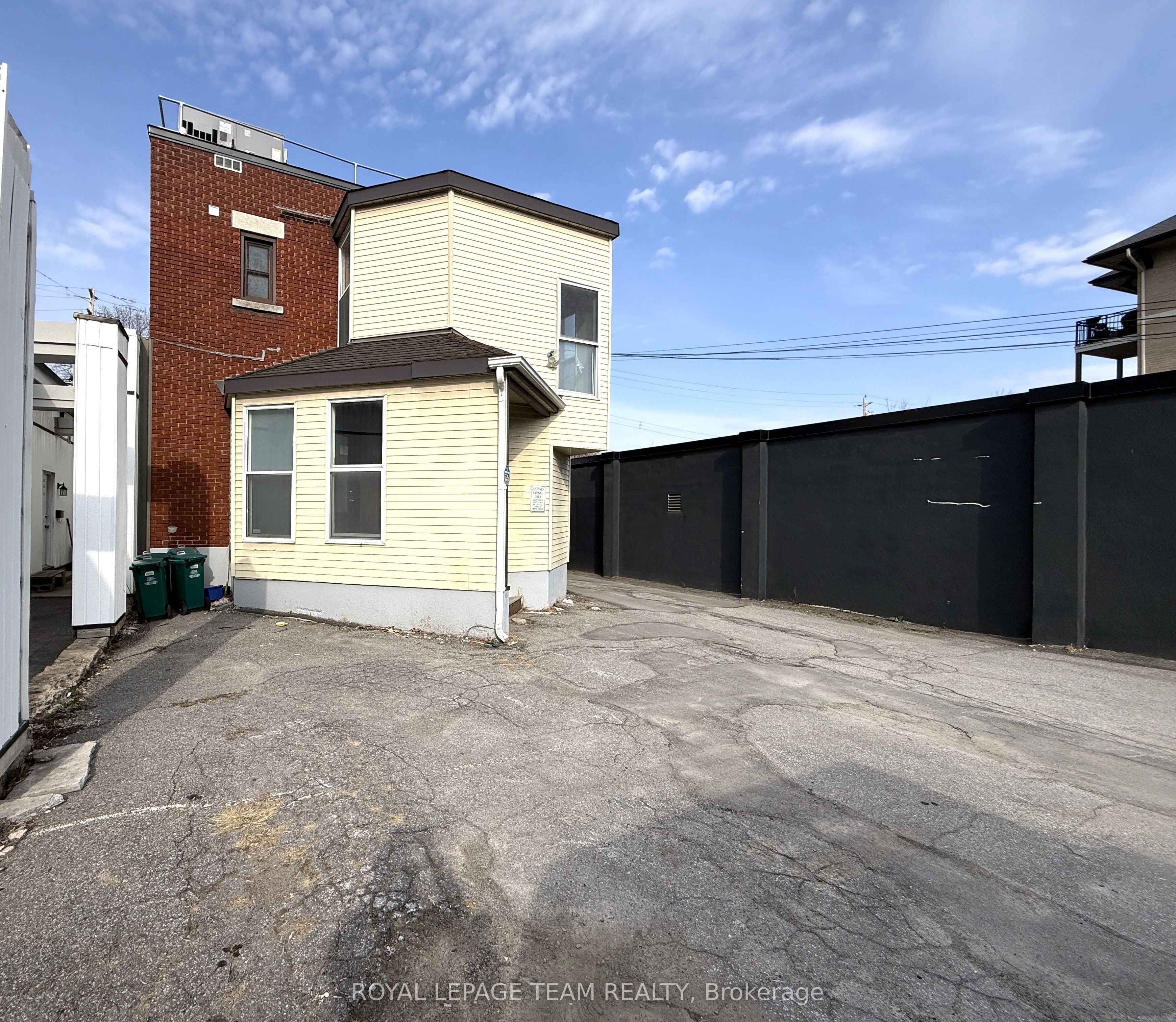 790 Bronson Avenue, Dows Lake - Civic Hospital and Area, ON K1S 4G4 photo 4