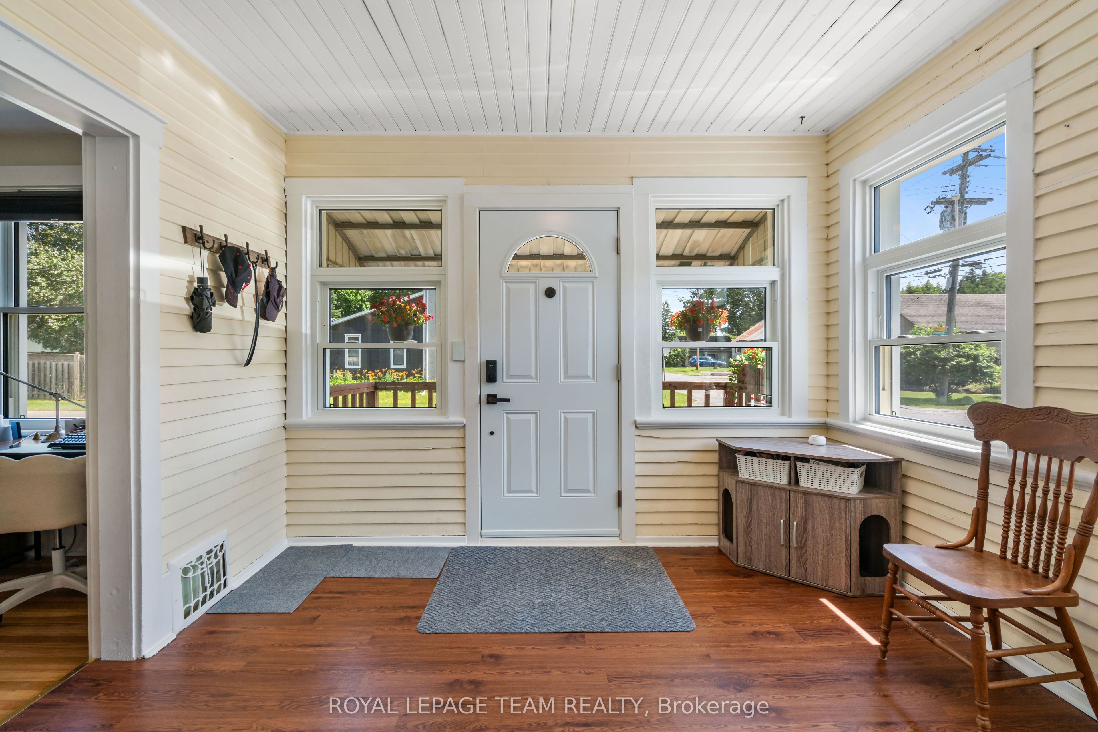 301 Oxford Street E, North Grenville, ON K0G 1J0 photo 4