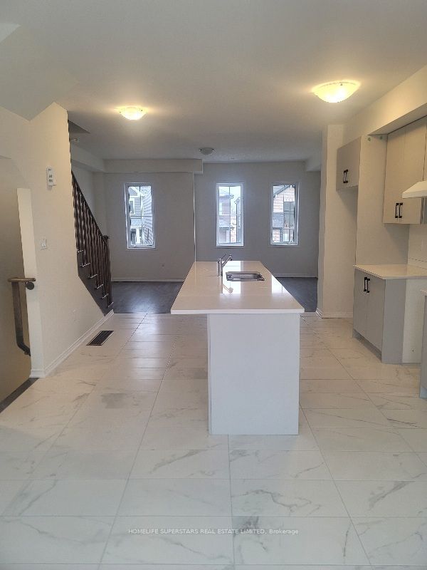 14 Baskett Street, Brantford, ON N3T 5L5 photo 5