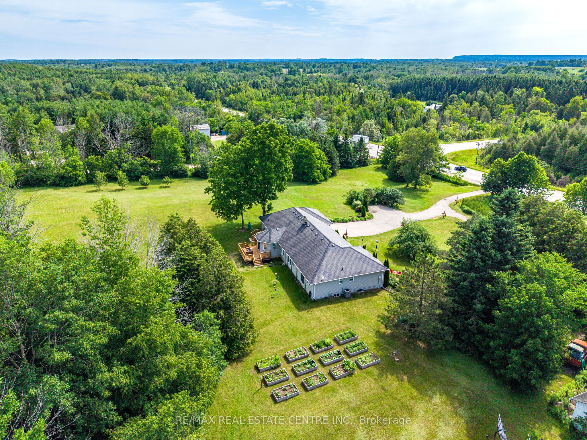 9572 Wellington 22 Road, Erin, ON N0B 1T0 photo 4