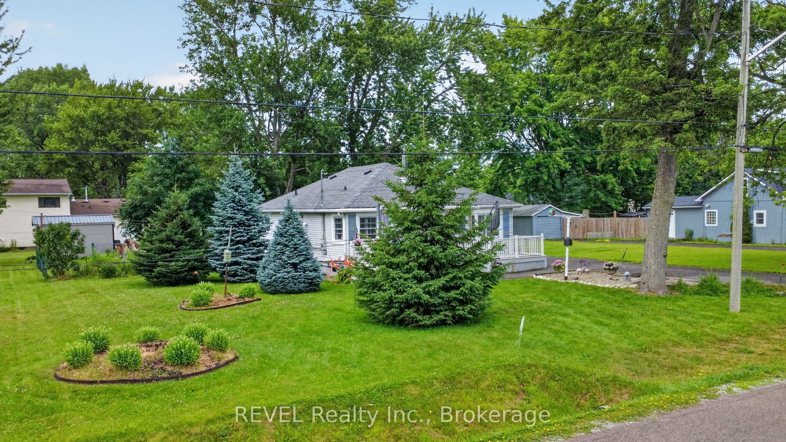 3262 Young Avenue, Fort Erie, ON L0S 1N0 photo 3
