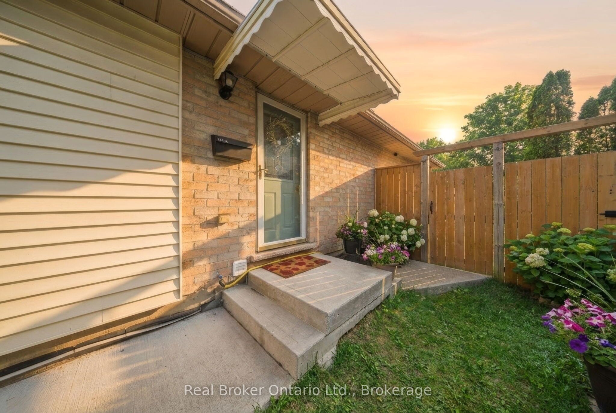 58 Leacock Avenue, Guelph, ON N1E 6R1 photo 4