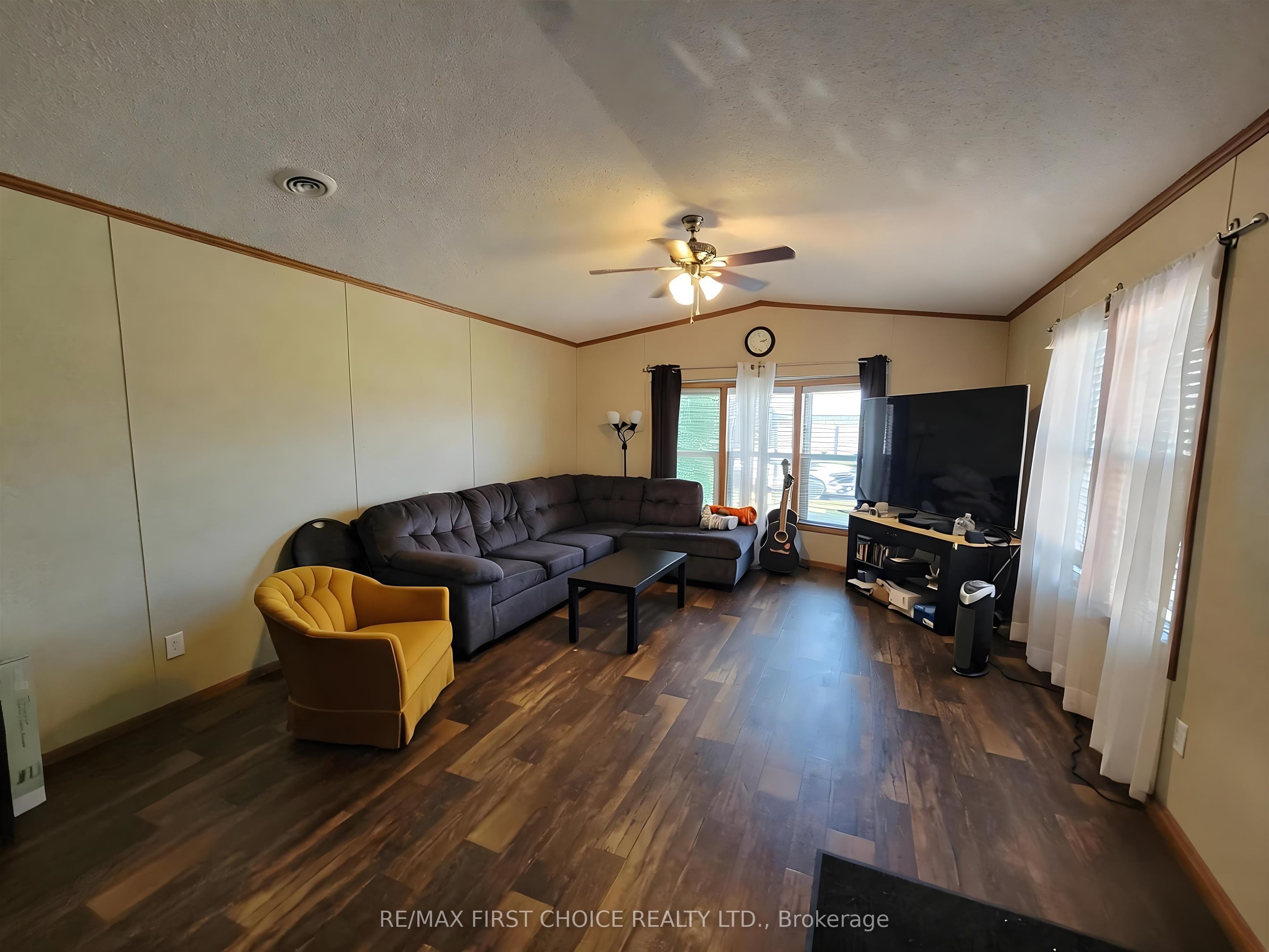 75 Coral Street, Emo, ON P0W 1E0 photo 3