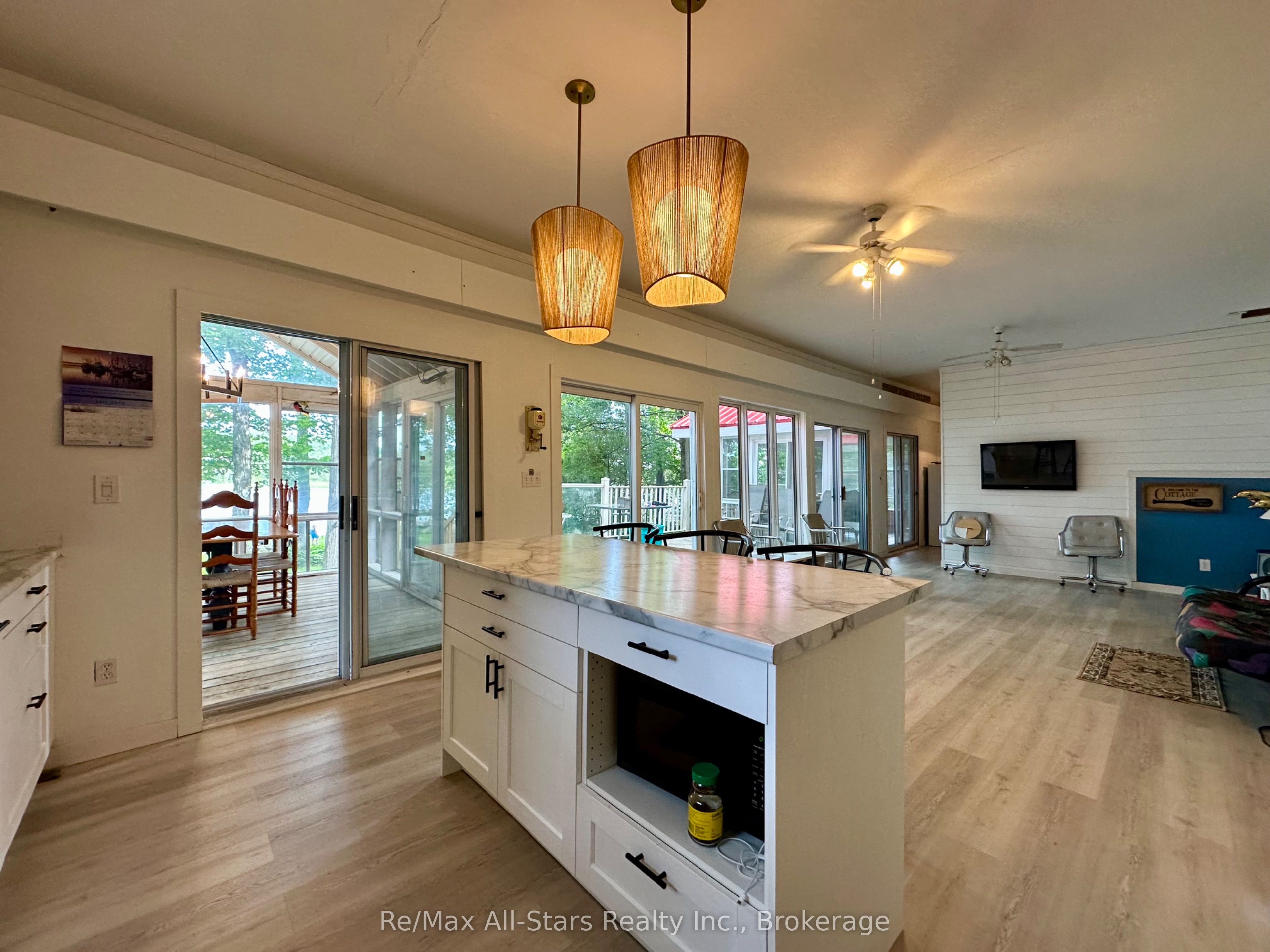 38 Dewey's Island, Kawartha Lakes, ON K0M 1N0 photo 3