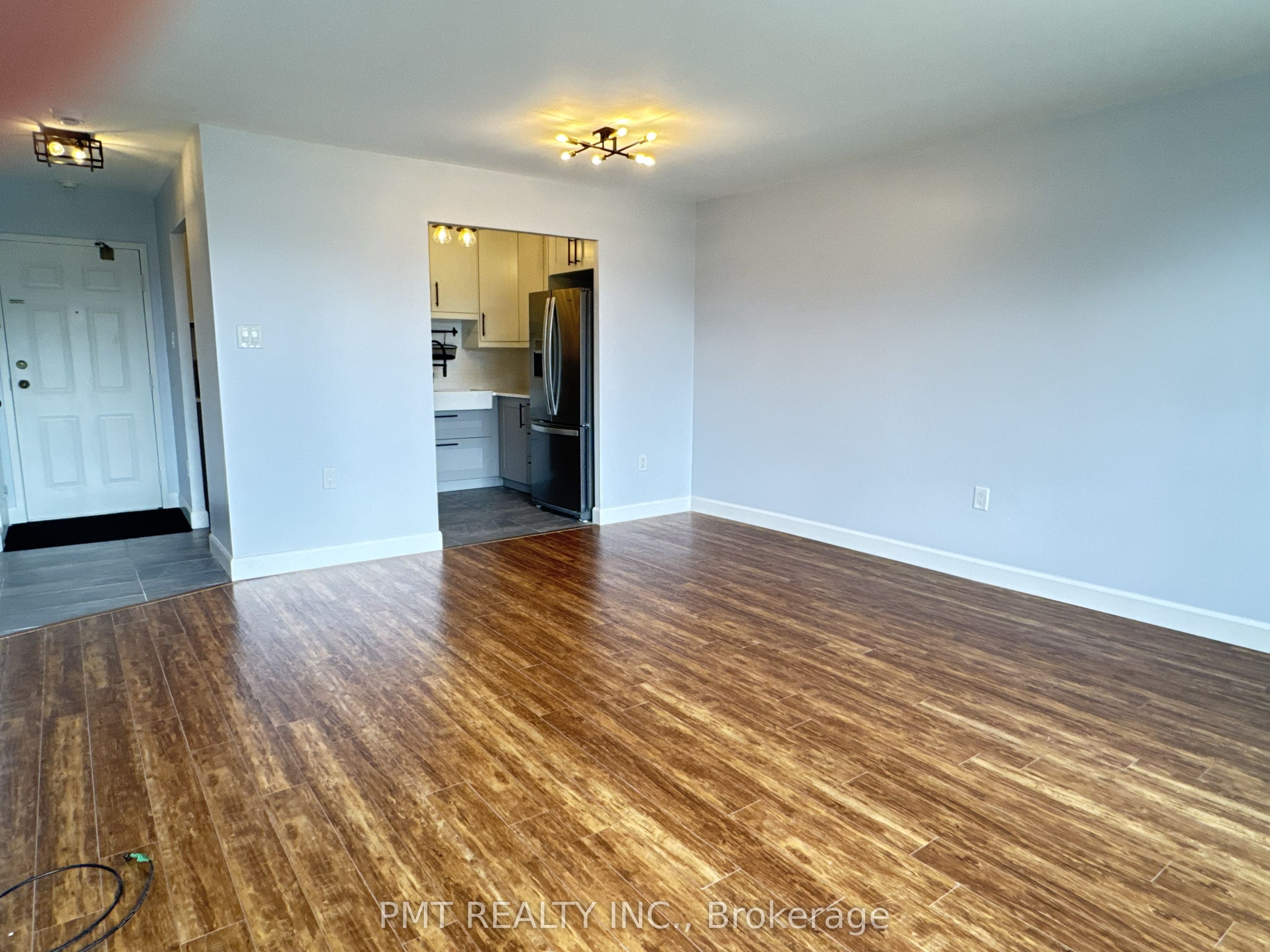 65 Highland Crescent 303, Kitchener, ON N2M 5M8 photo 3