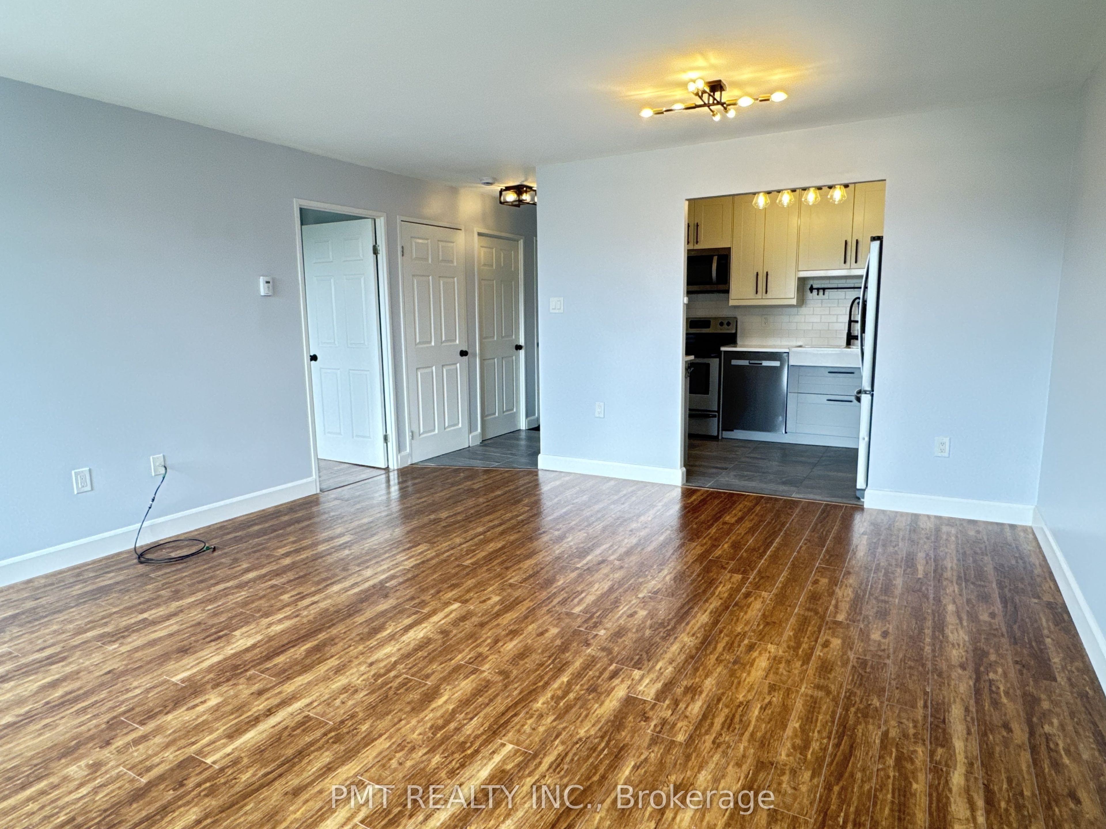 65 Highland Crescent 303, Kitchener, ON N2M 5M8 photo 4