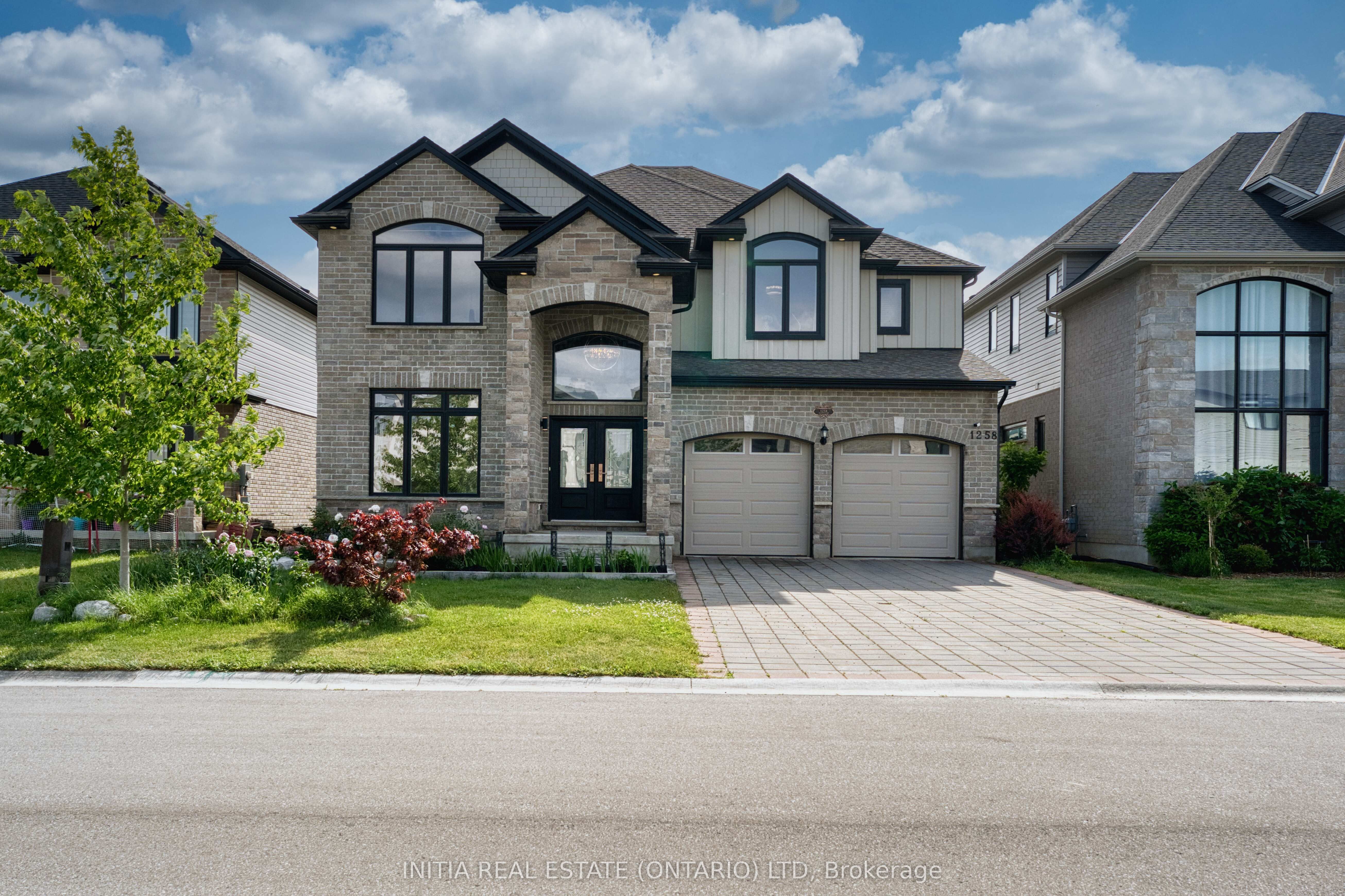 1258 Silverfox Drive, London North, ON N6G 0V8