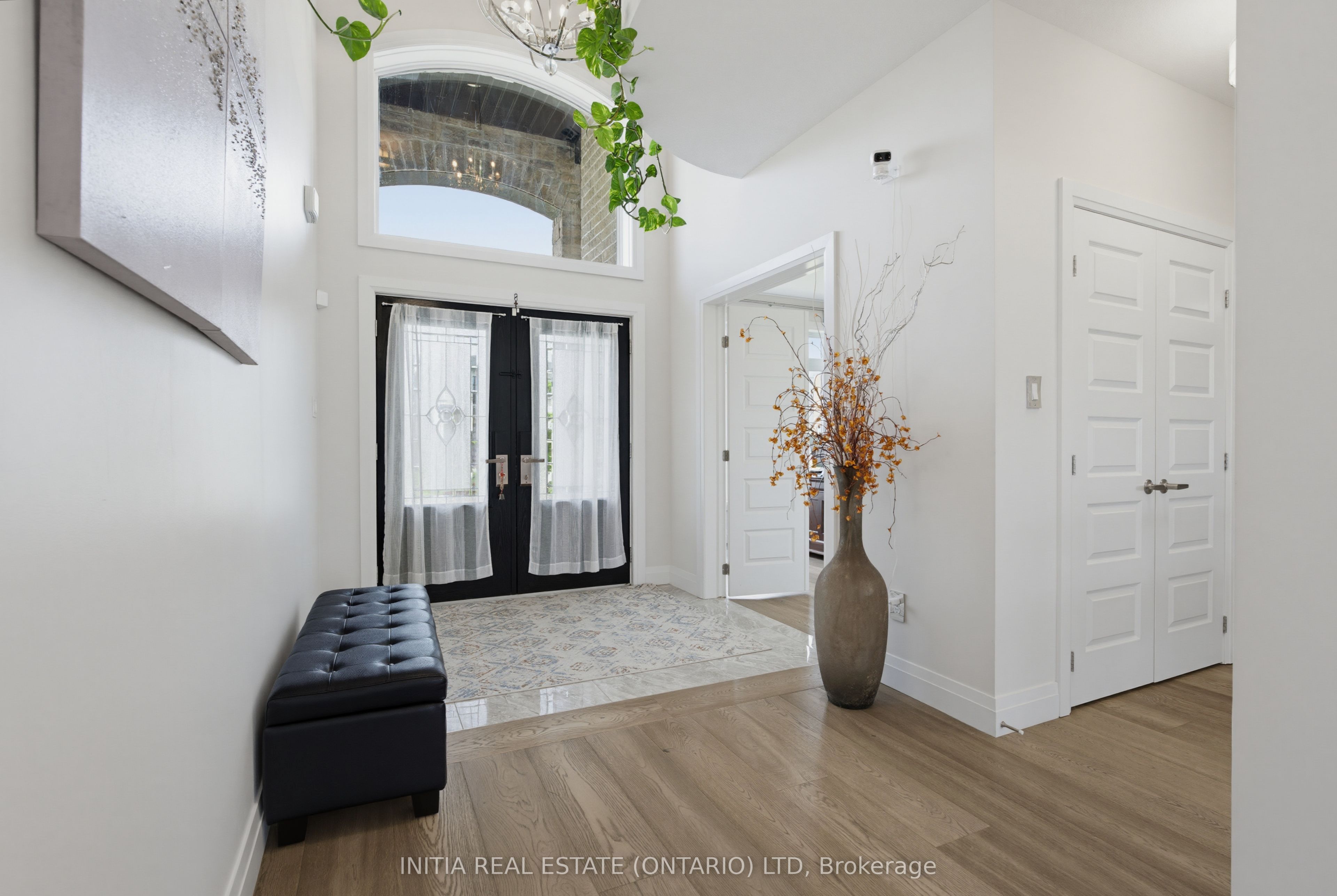 1258 Silverfox Drive, London North, ON N6G 0V8 photo 2