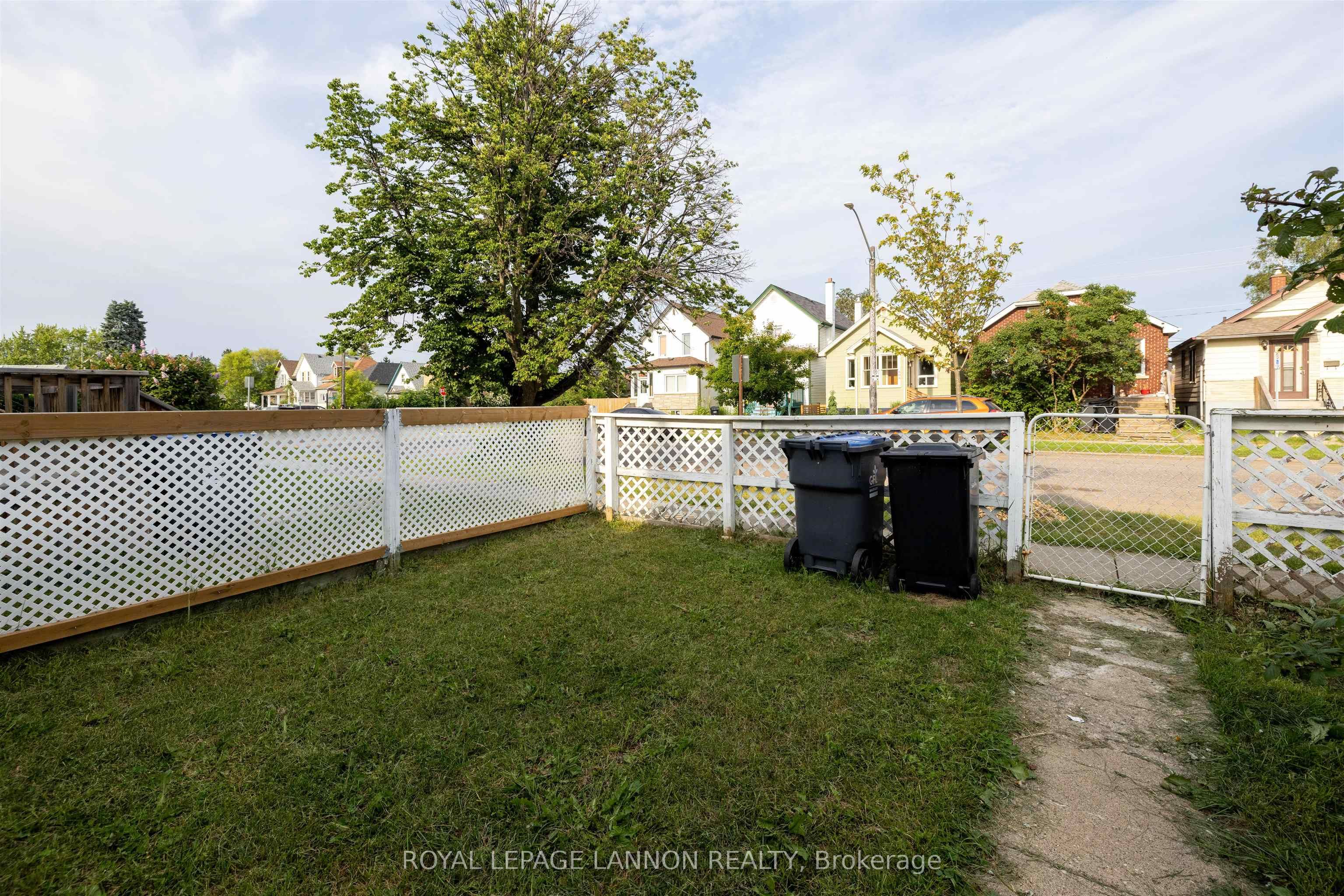 607 WILEY Street, Thunder Bay, ON P7C 3N6 photo 3