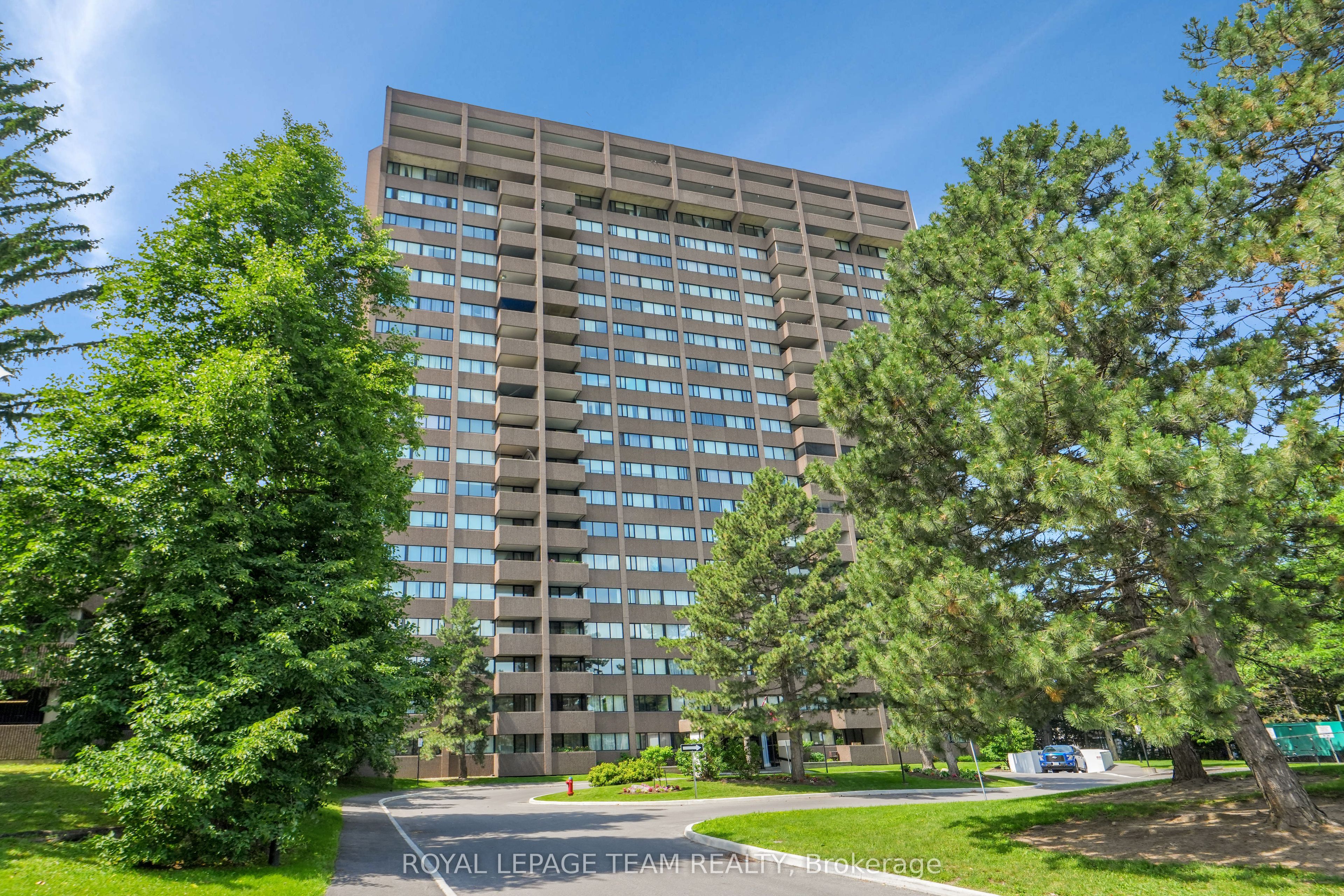 3360 Southgate Road 104, Hunt Club - South Keys and Area, ON K1V 9A6 photo 4