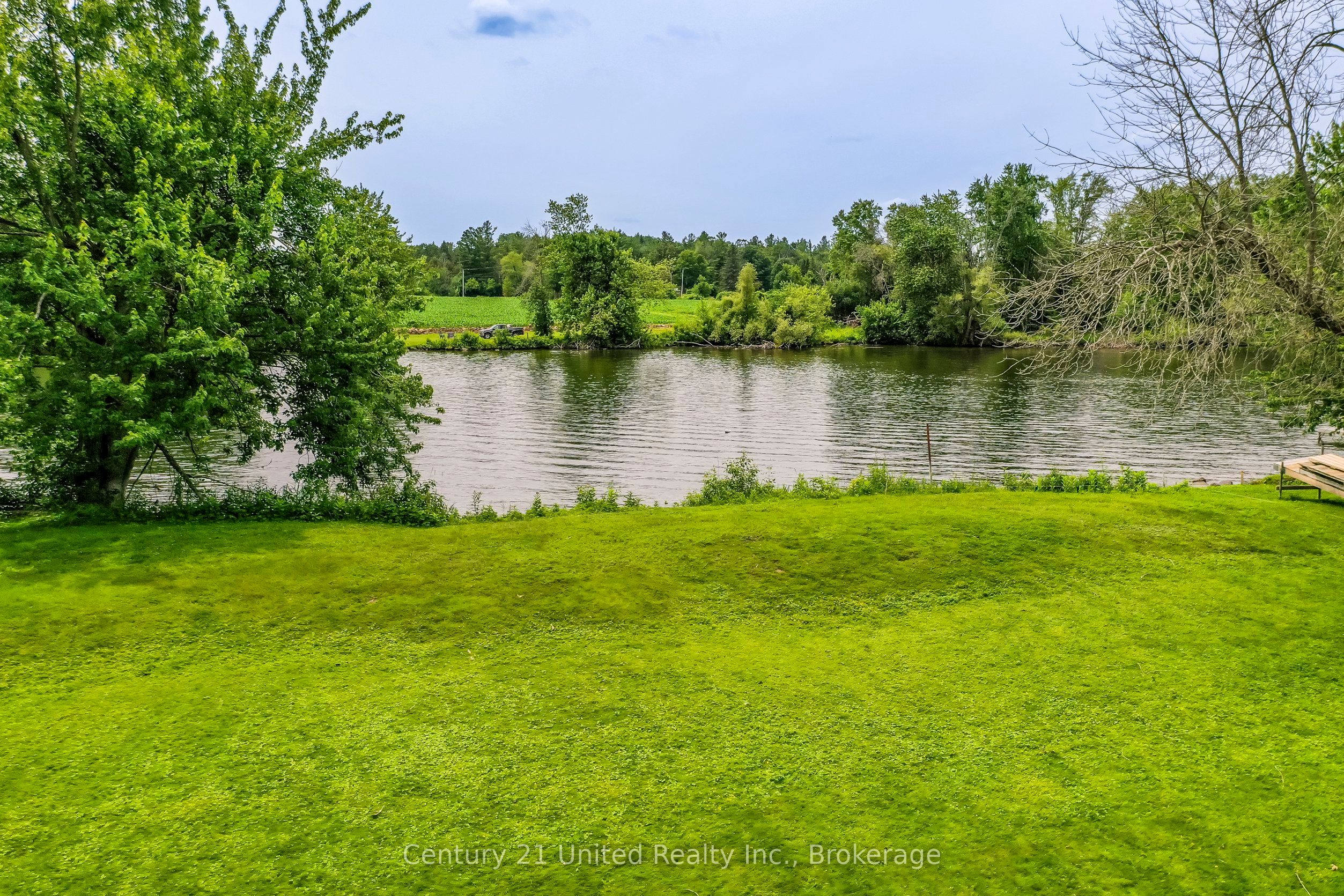 336 Cedar Bank Road, Otonabee-South Monaghan, ON K9J 6Y3 photo 3