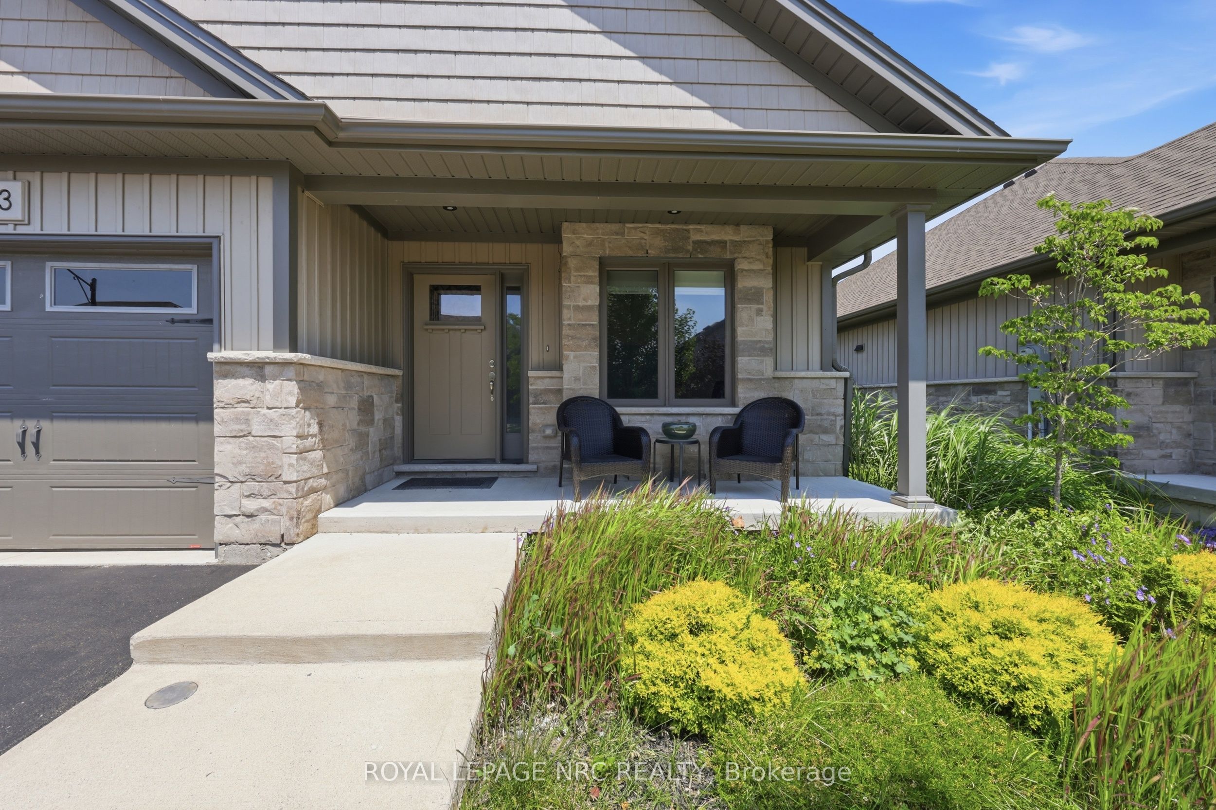 23 Richard Crescent, West Lincoln, ON L0R 2A0 photo 2