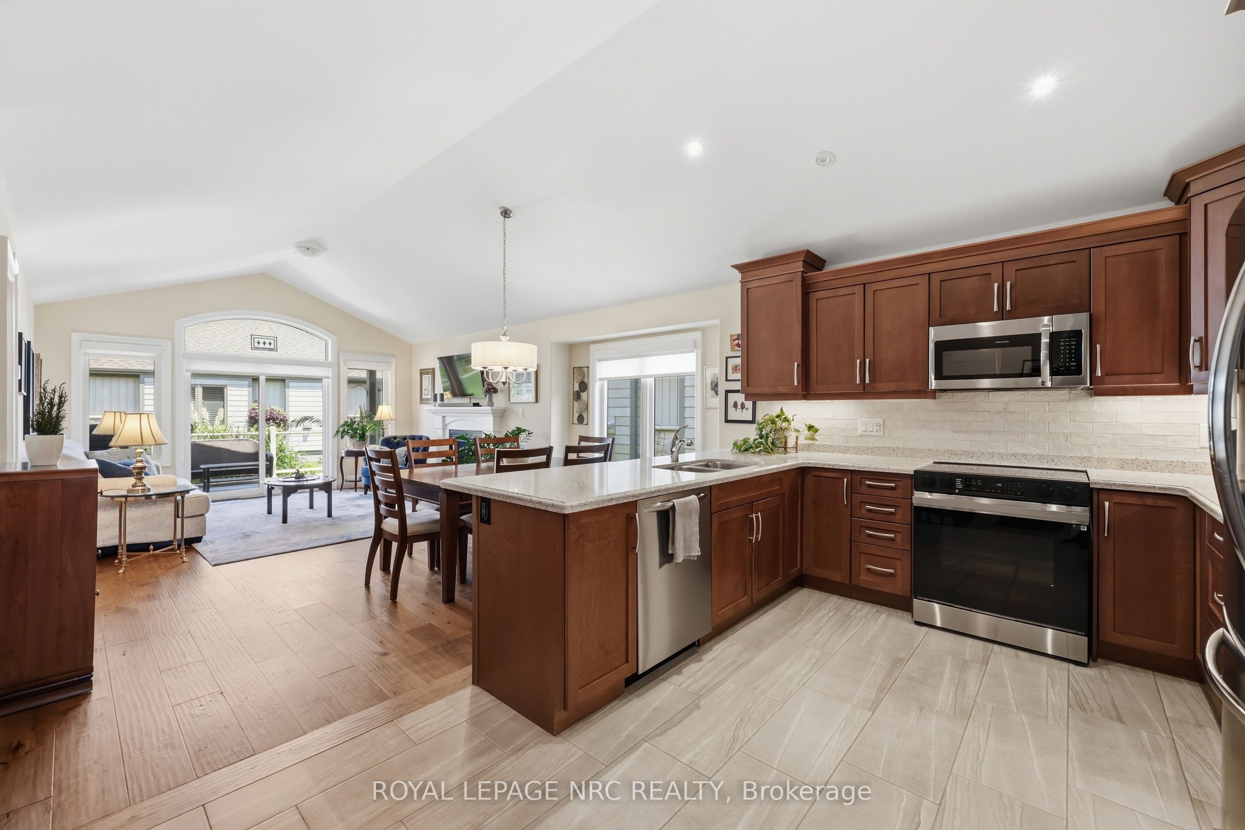 23 Richard Crescent, West Lincoln, ON L0R 2A0 photo 5