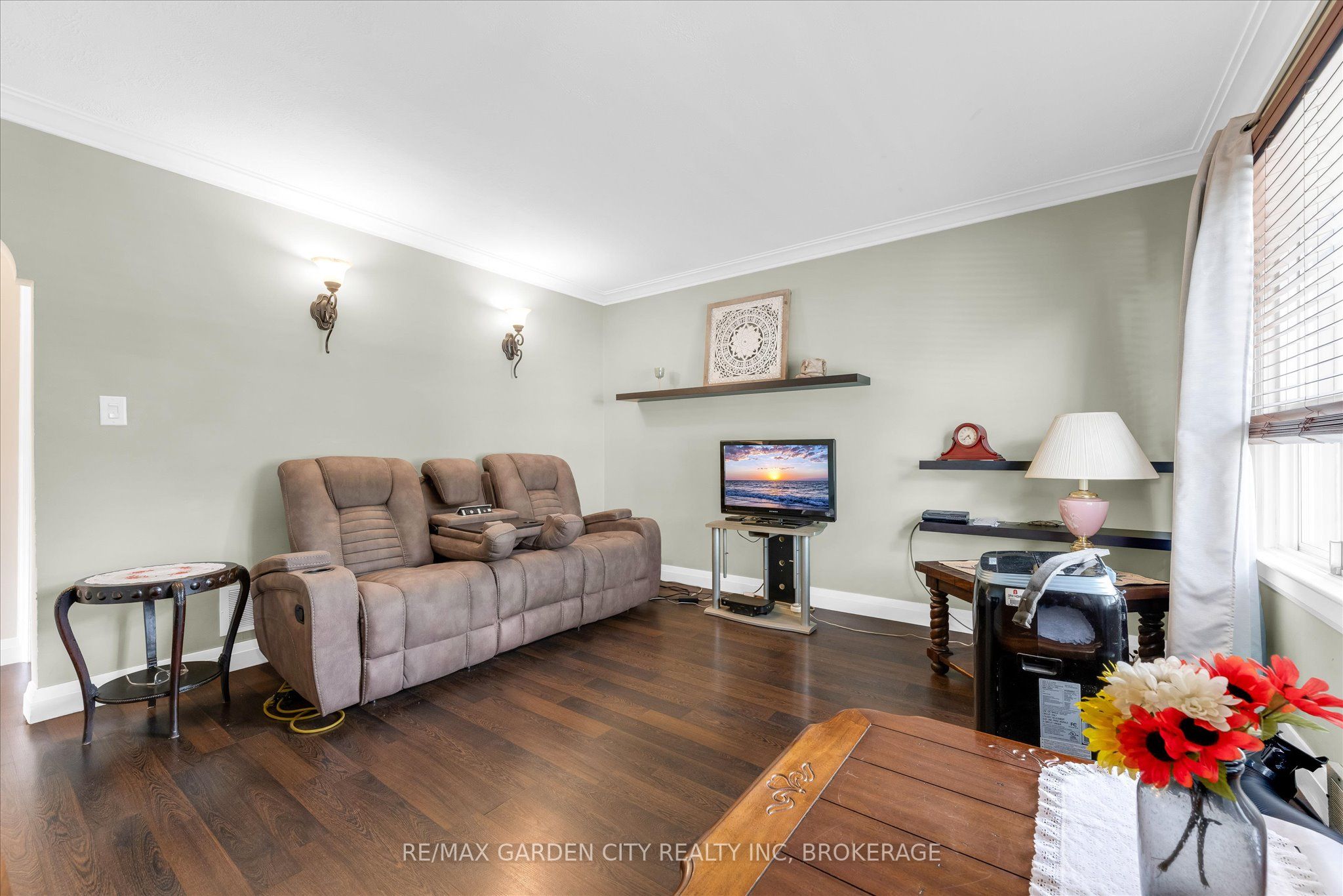 165 Pine Street S, Thorold, ON L2V 3M5 photo 4