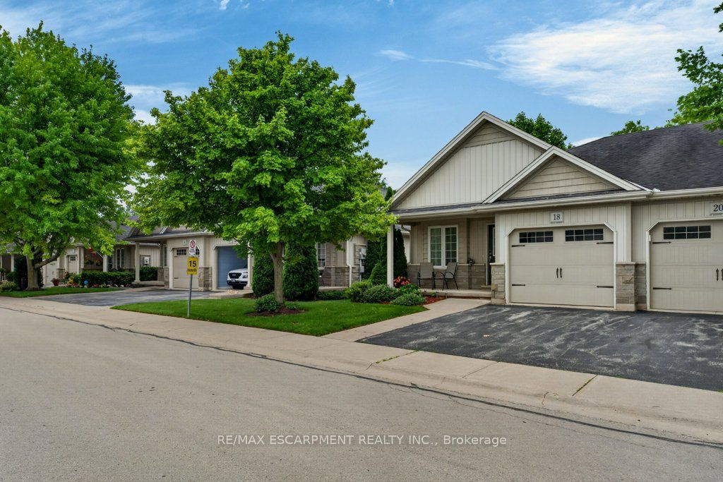 22 Jenny Crescent 18, West Lincoln, ON L0R 2A0 photo 2