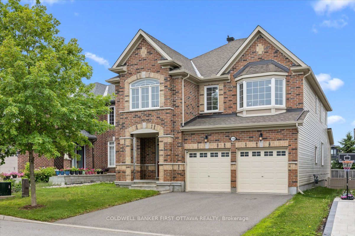 118 Culloden Crescent, Barrhaven, ON K2J 5Z9 photo 2