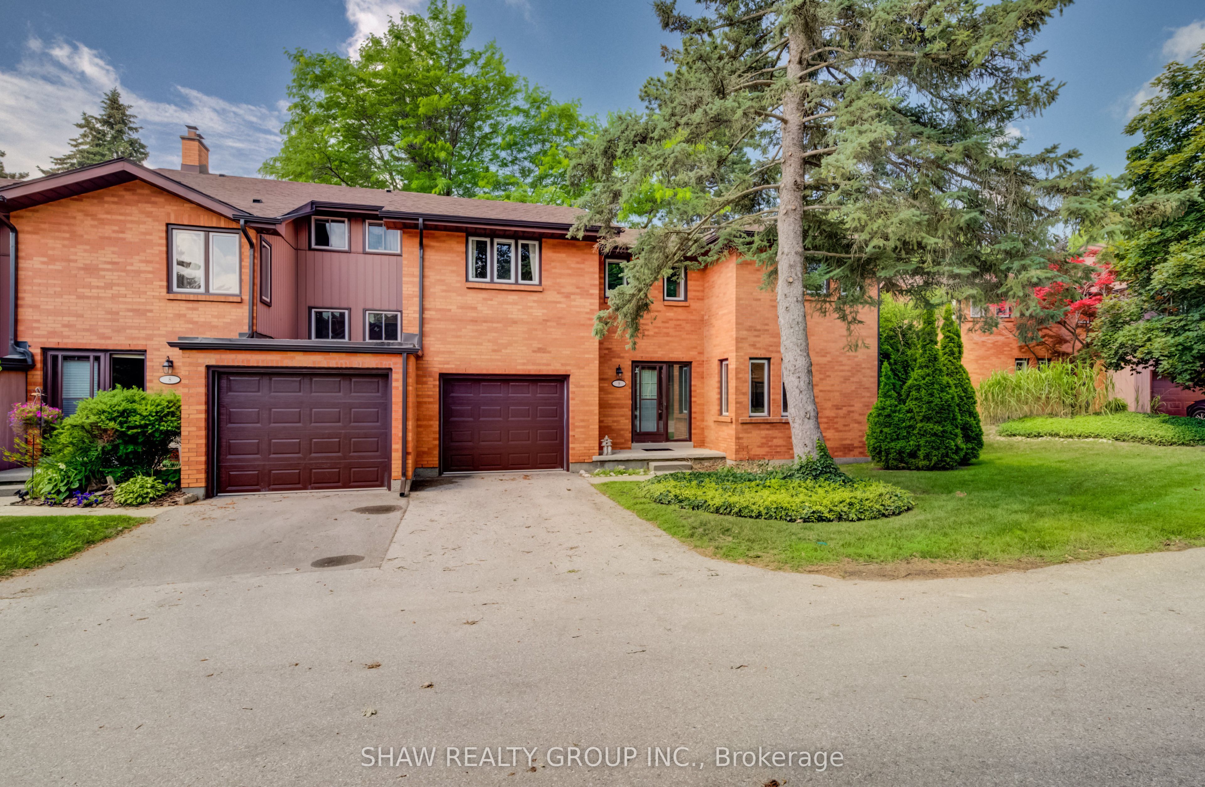 206 Candlewood Crescent 9, Waterloo, ON N2L 5Y9 photo 2