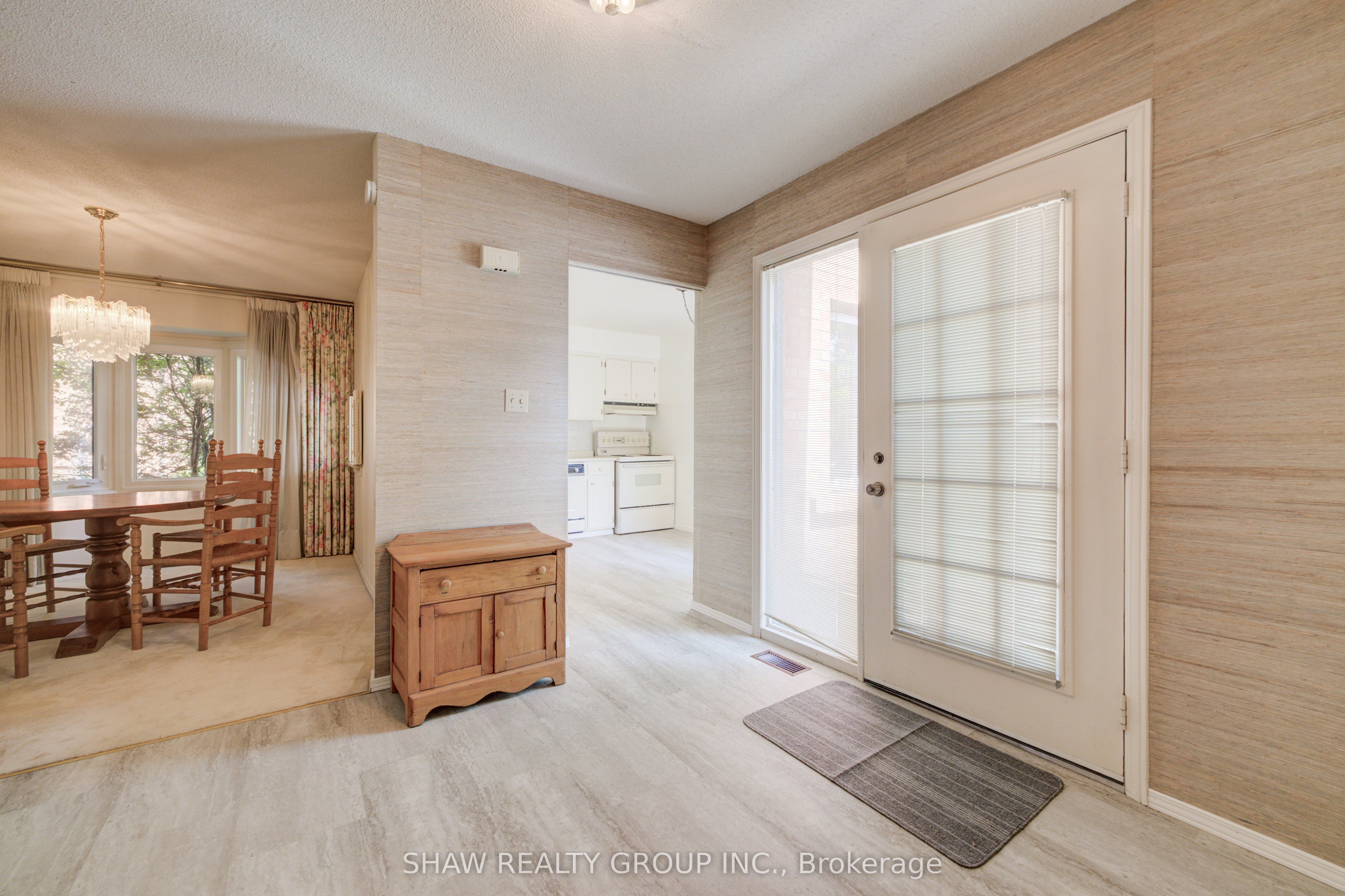 206 Candlewood Crescent 9, Waterloo, ON N2L 5Y9 photo 5