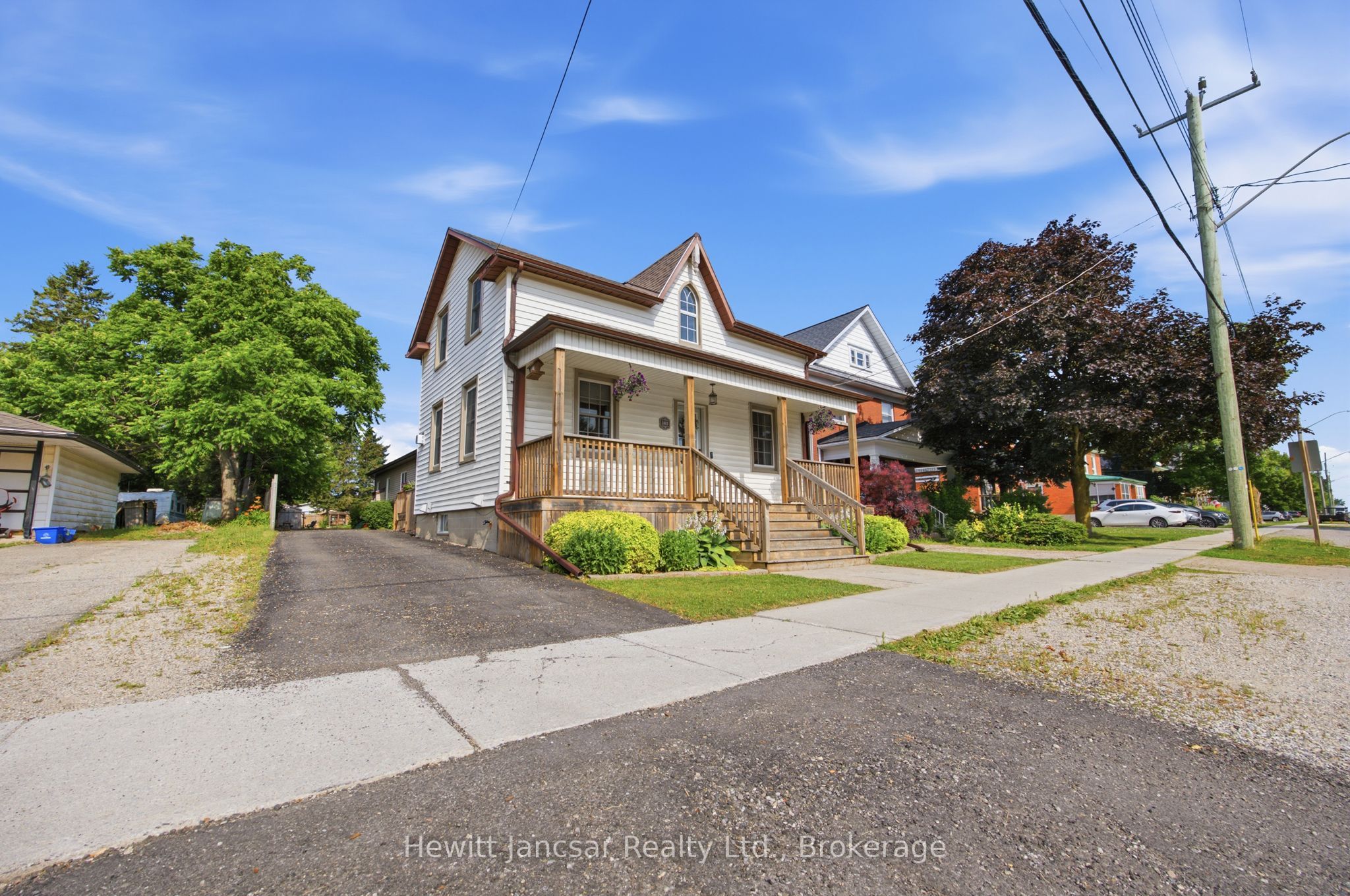 165 Woodstock Street N, East Zorra-Tavistock, ON N0B 2R0
