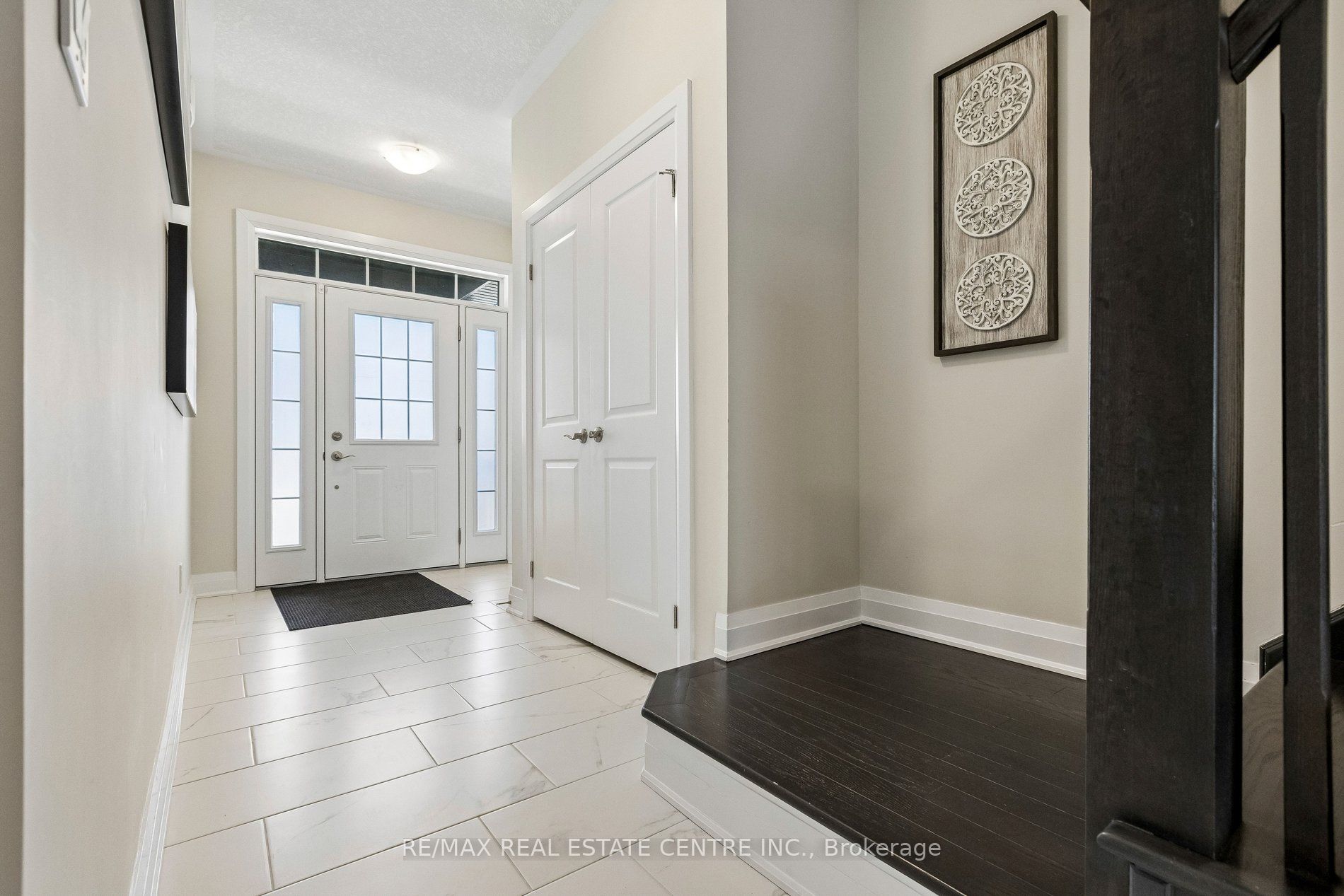 294 Chokecherry Crescent, Waterloo, ON N2V 0H1 photo 4