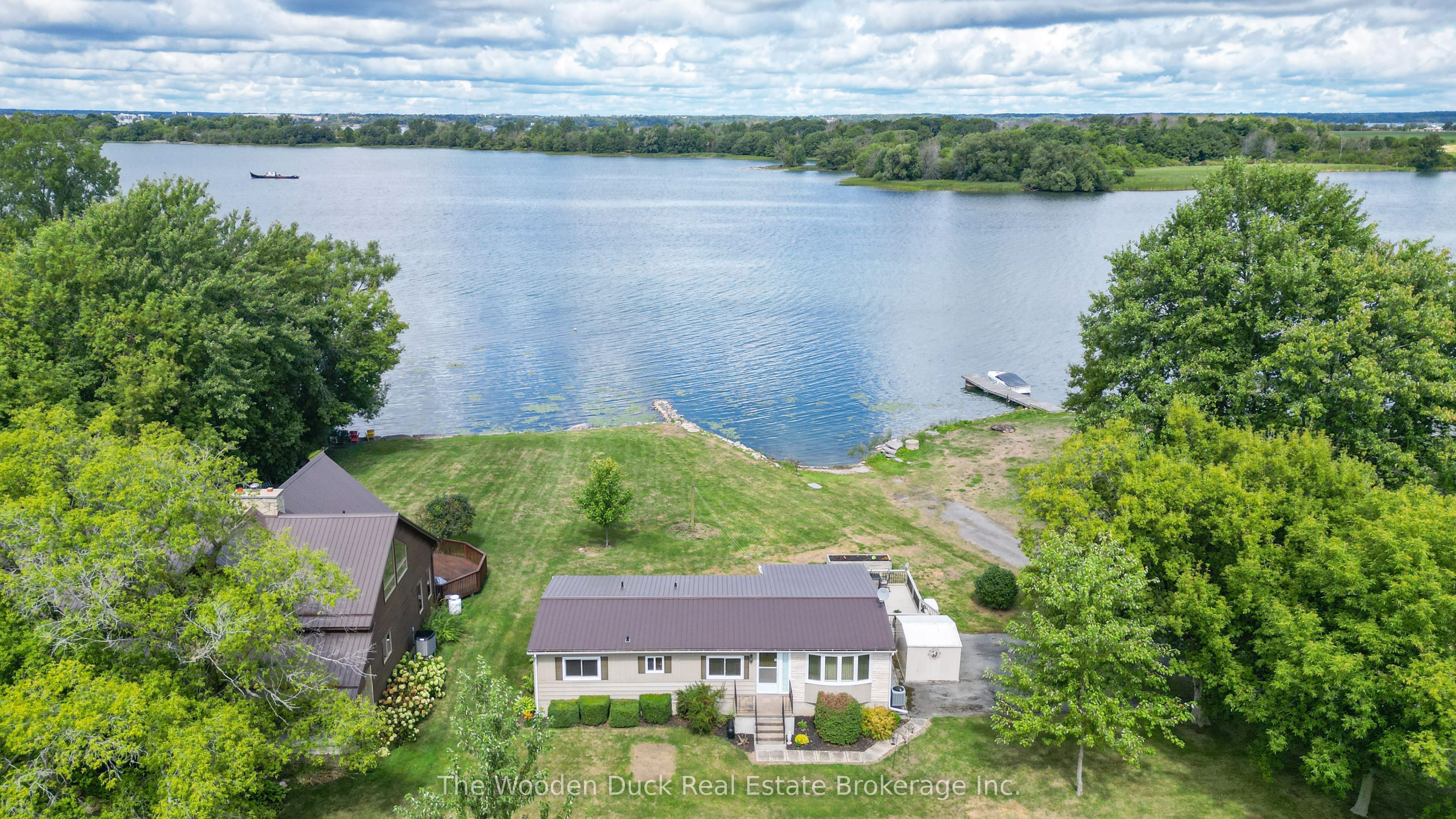 1314 County RD 96 Road, Frontenac Islands, ON K0H 2Y0