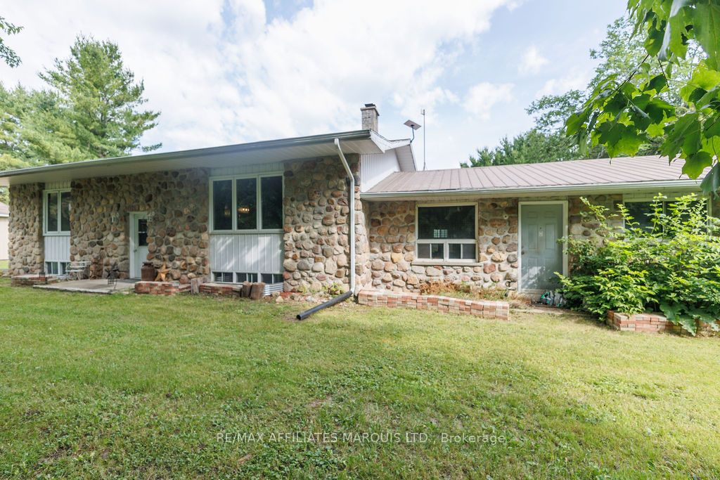 21111 Concession 8 Road, South Glengarry, ON K0C 1L0 photo 2