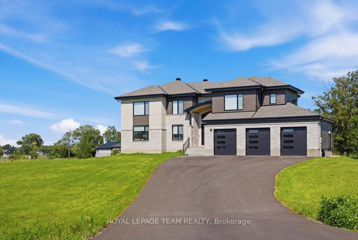 72 Synergy Way, Kanata, ON K2W 0K3 photo 4