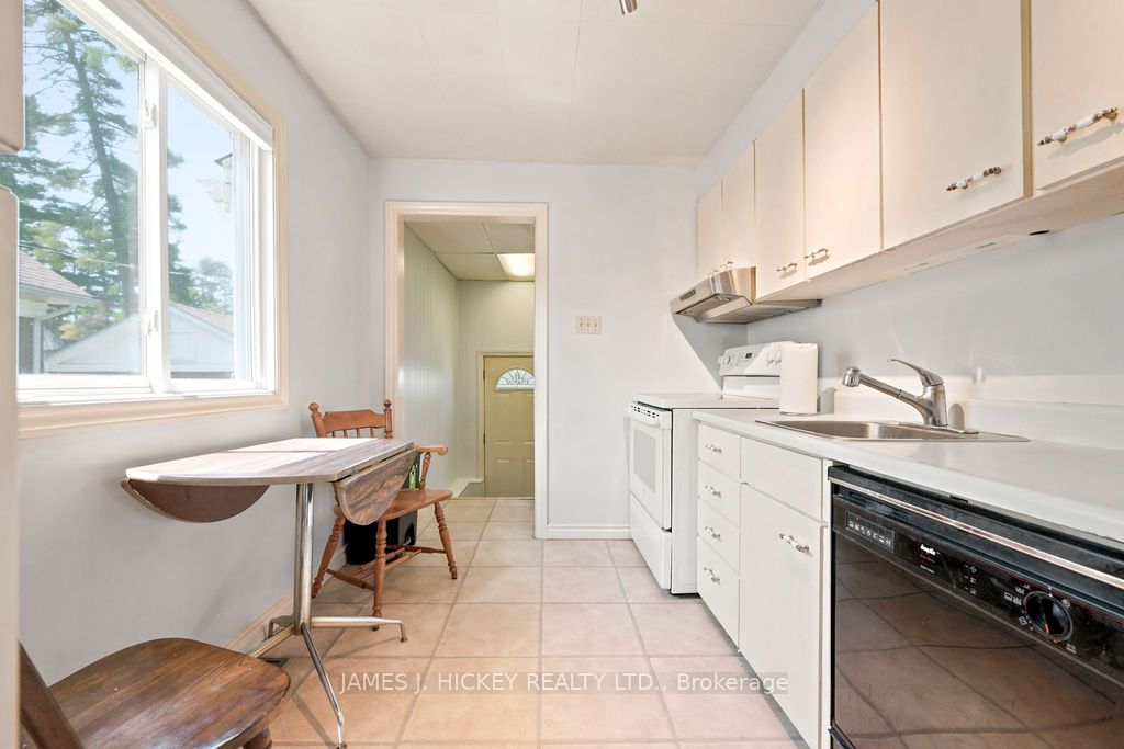 47 Wolfe Avenue, Deep River, ON K0J 1P0 photo 4