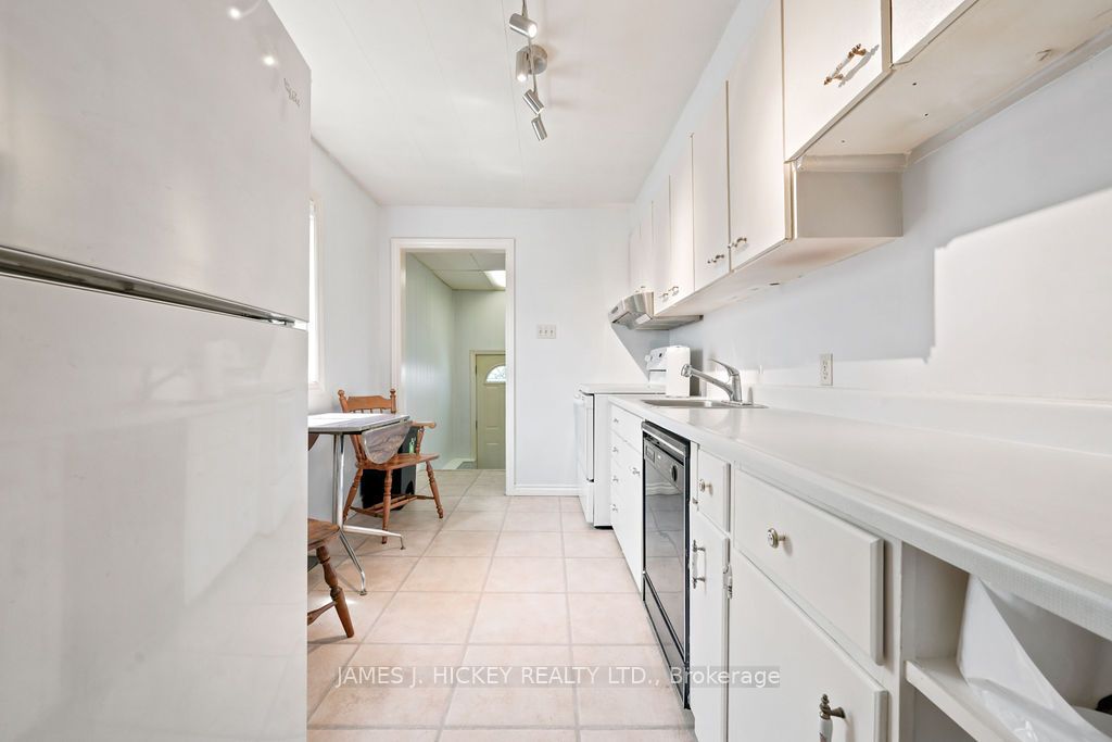 47 Wolfe Avenue, Deep River, ON K0J 1P0 photo 5