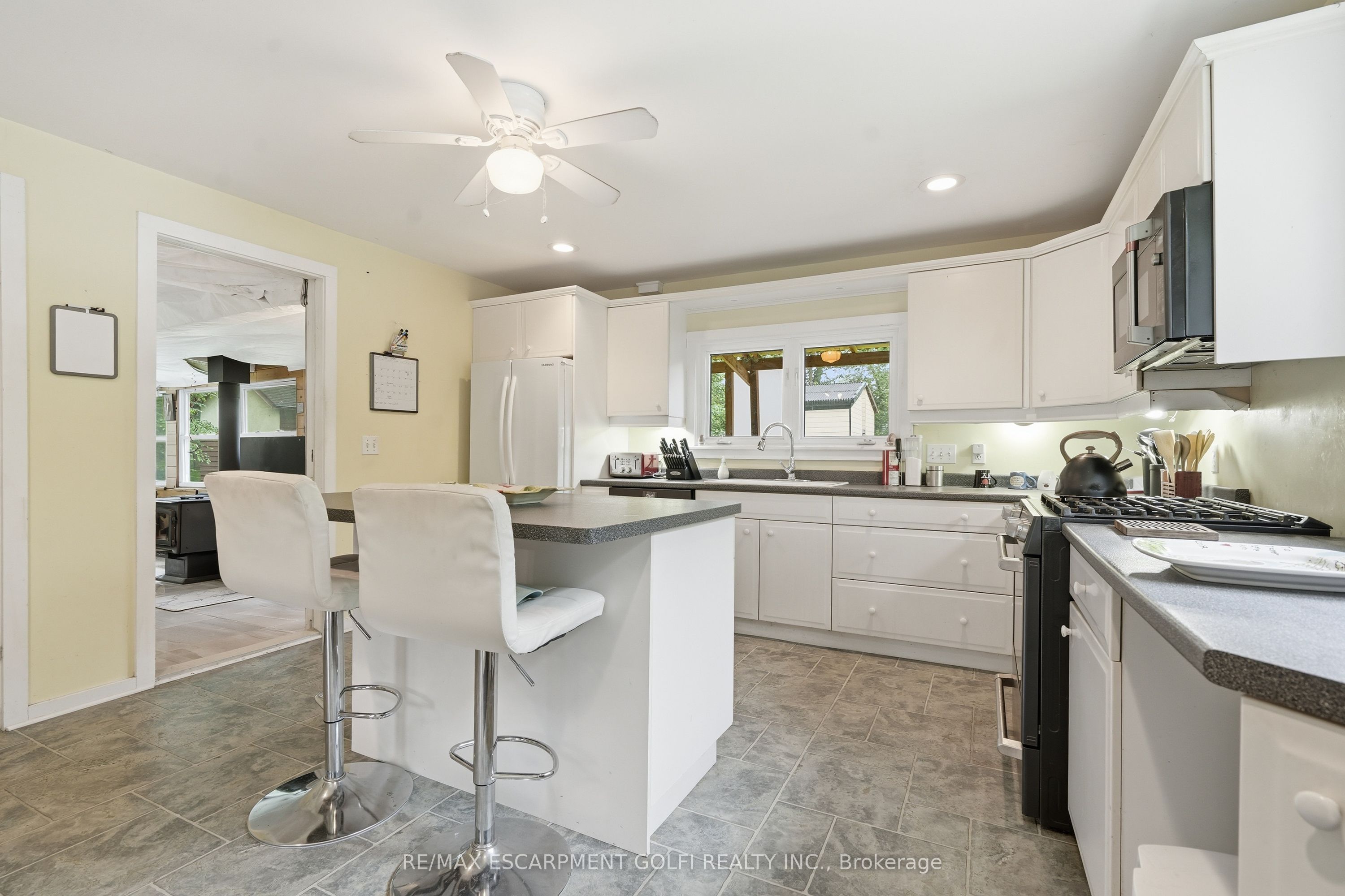 633 Point Abino Road S, Fort Erie, ON L0S 1N0 photo 5
