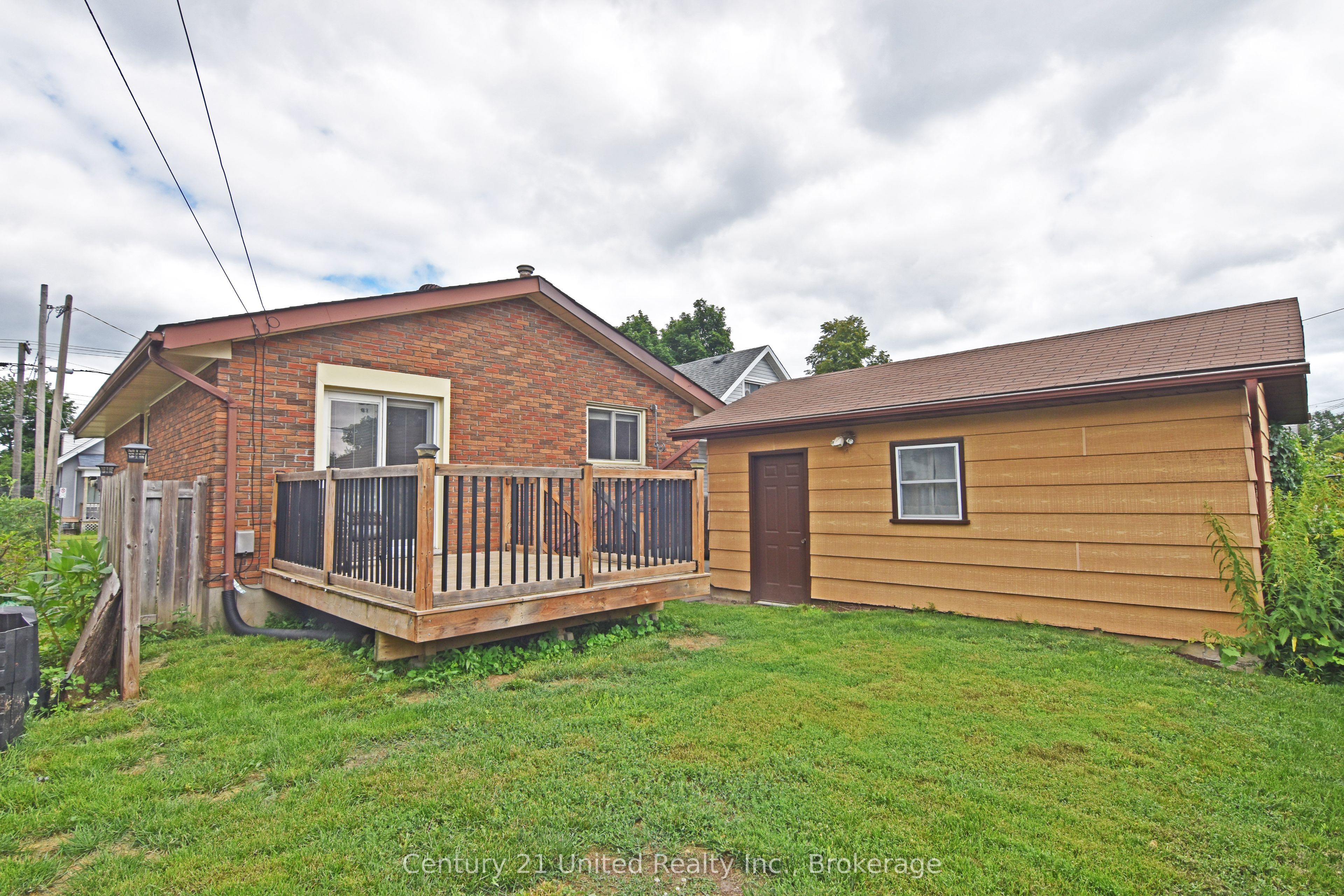 397 Edison Avenue, Peterborough, ON K9J 4G4 photo 3