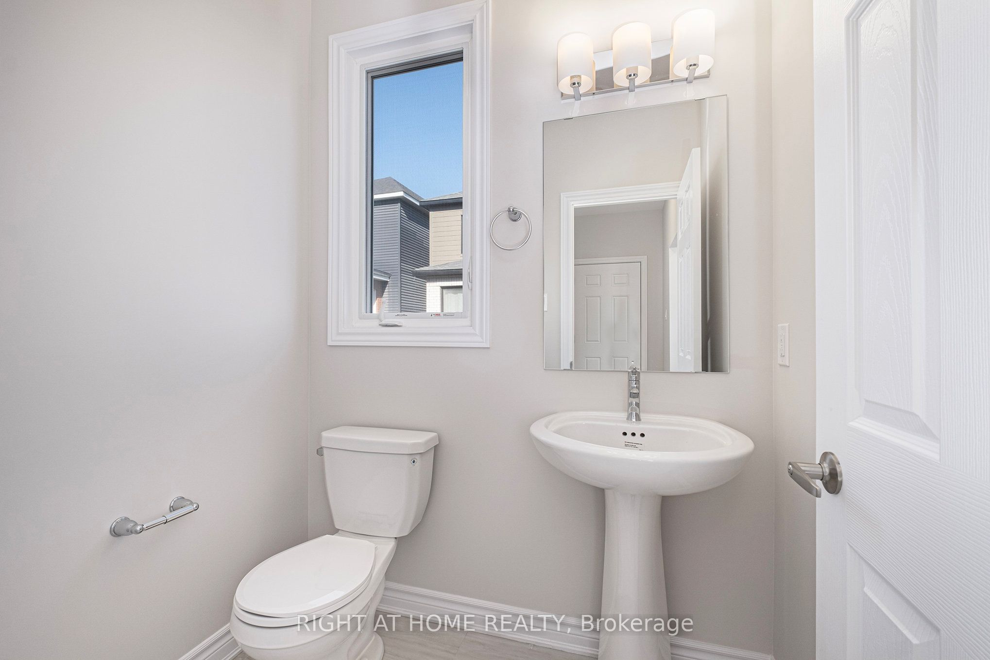 332 Peninsula Road, Barrhaven, ON K2J 7L3 photo 5
