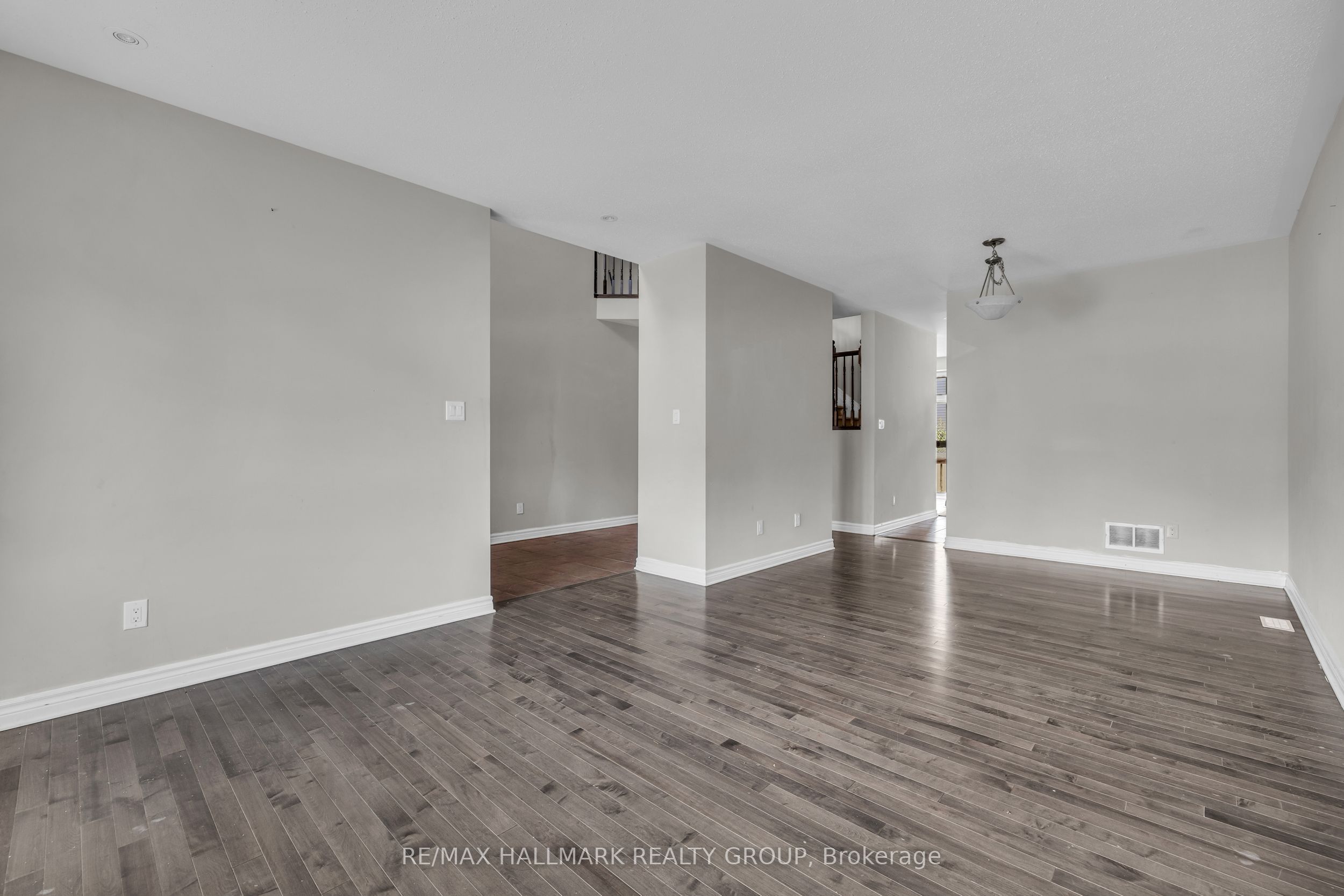 254 Terrapin Terrace, Orleans - Cumberland and Area, ON K4A 0W2 photo 5