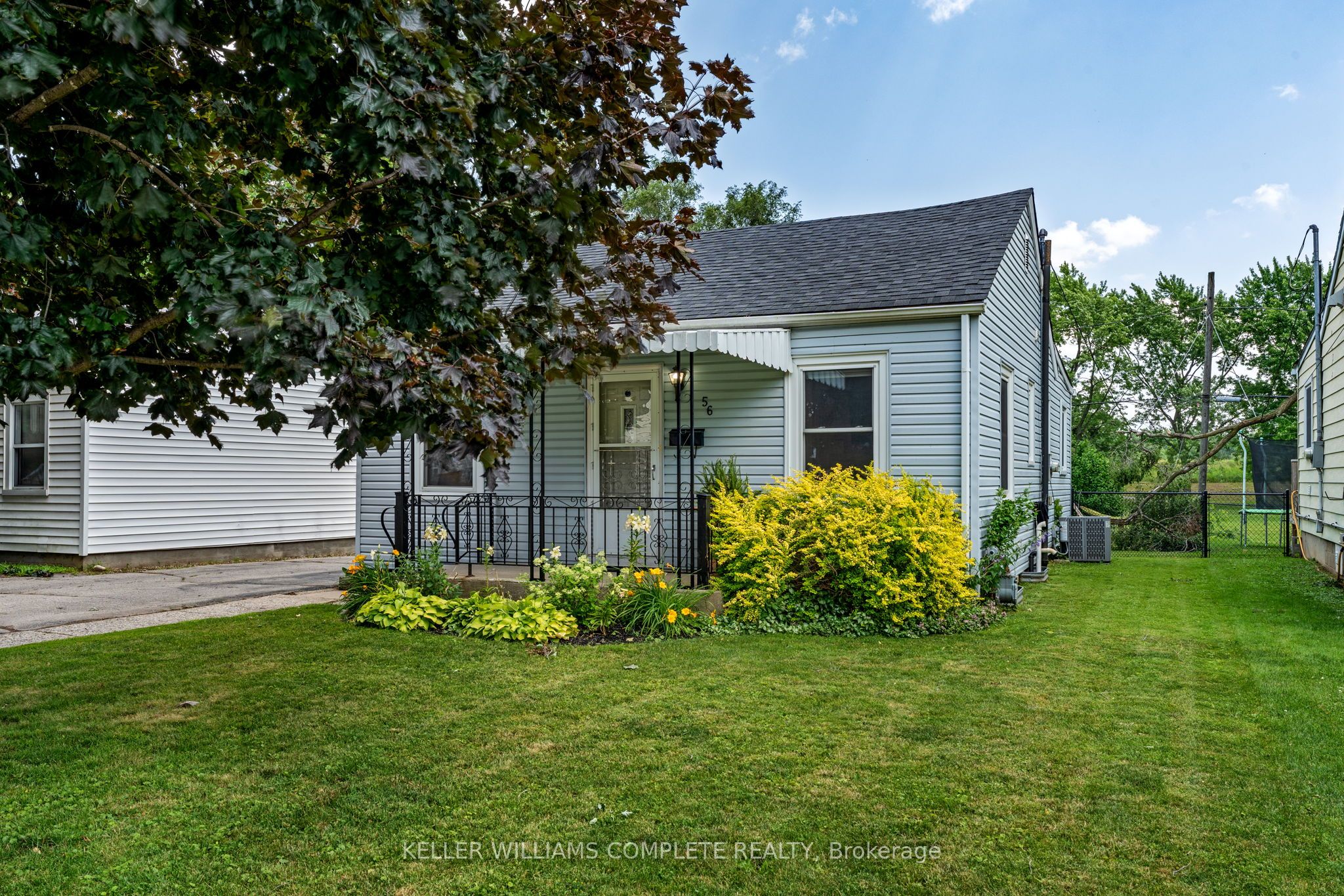 56 Sixth Avenue, Brantford, ON N3S 1A7 photo 3