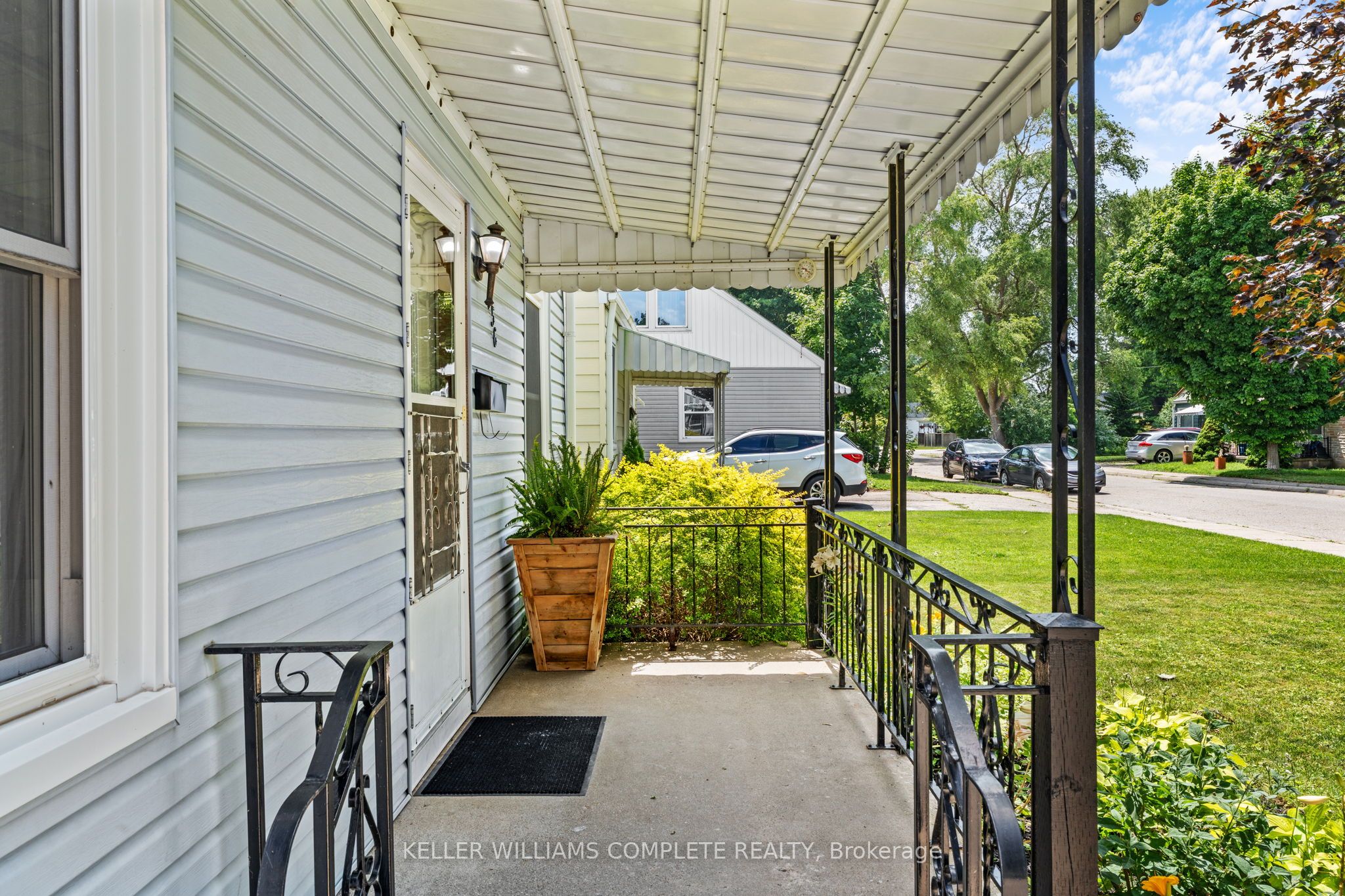 56 Sixth Avenue, Brantford, ON N3S 1A7 photo 5