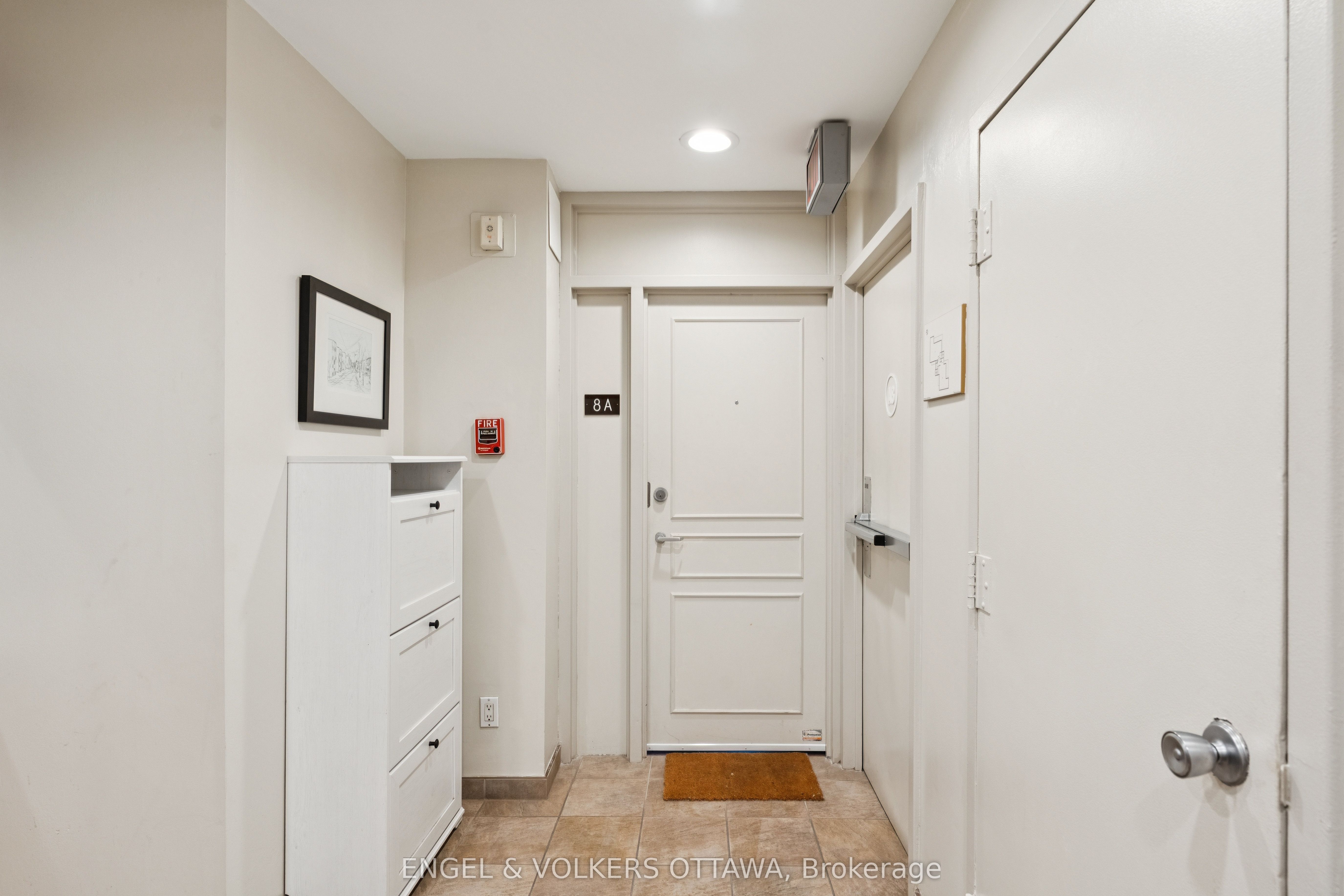 400 Laurier Street E 8A, Lower Town - Sandy Hill, ON K1N 8Y2 photo 5