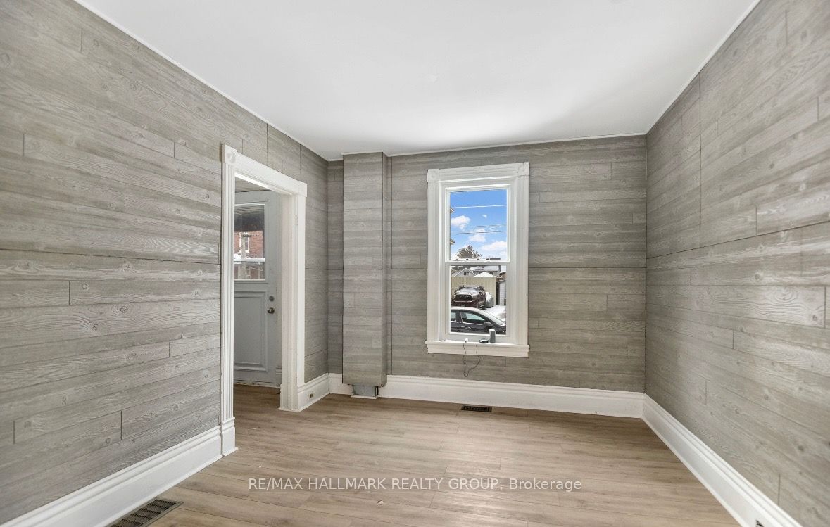 47 Daniel Street S, Brockville, ON K6V 4Z6 photo 5