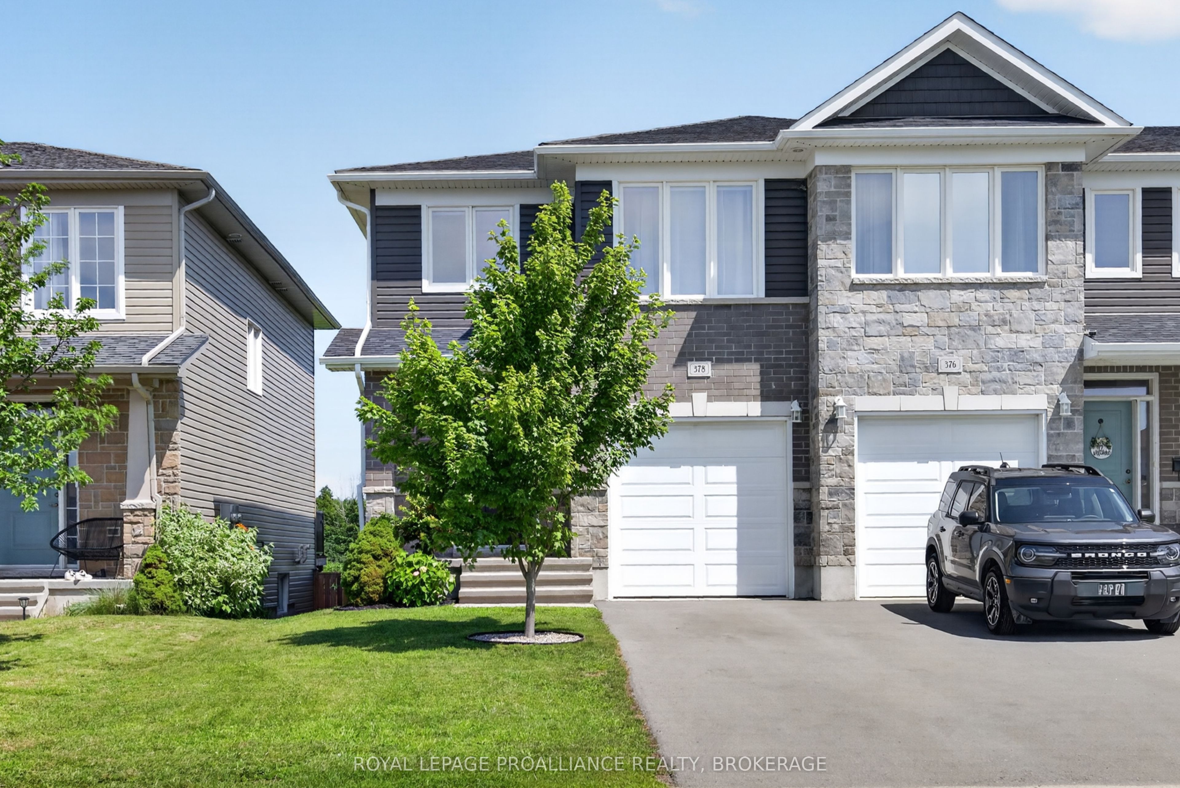 378 Buckthorn Drive, Kingston, ON K7P 0R8 photo 3