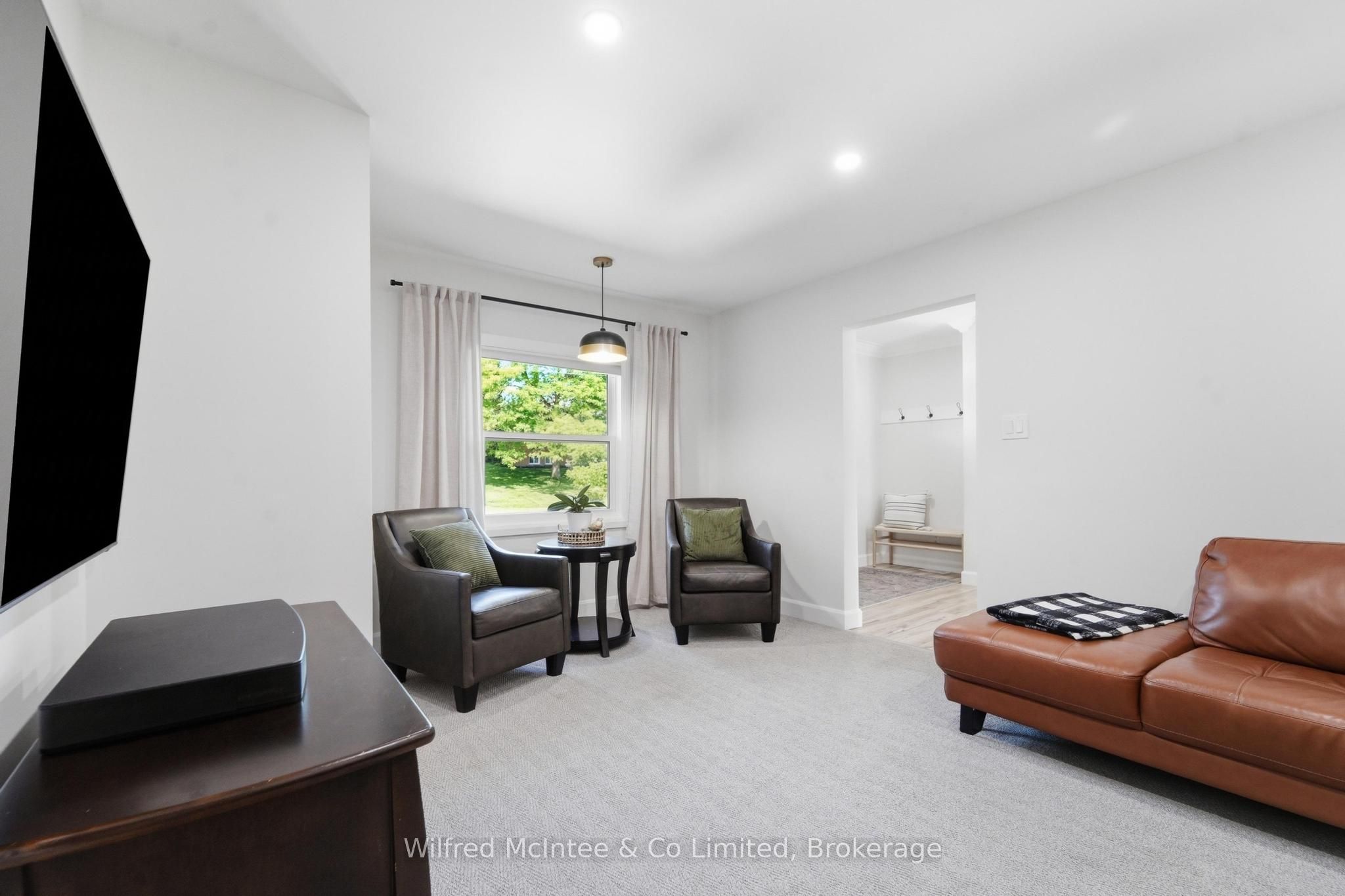 206 Thomas Street, Brockton, ON N0G 2V0 photo 5