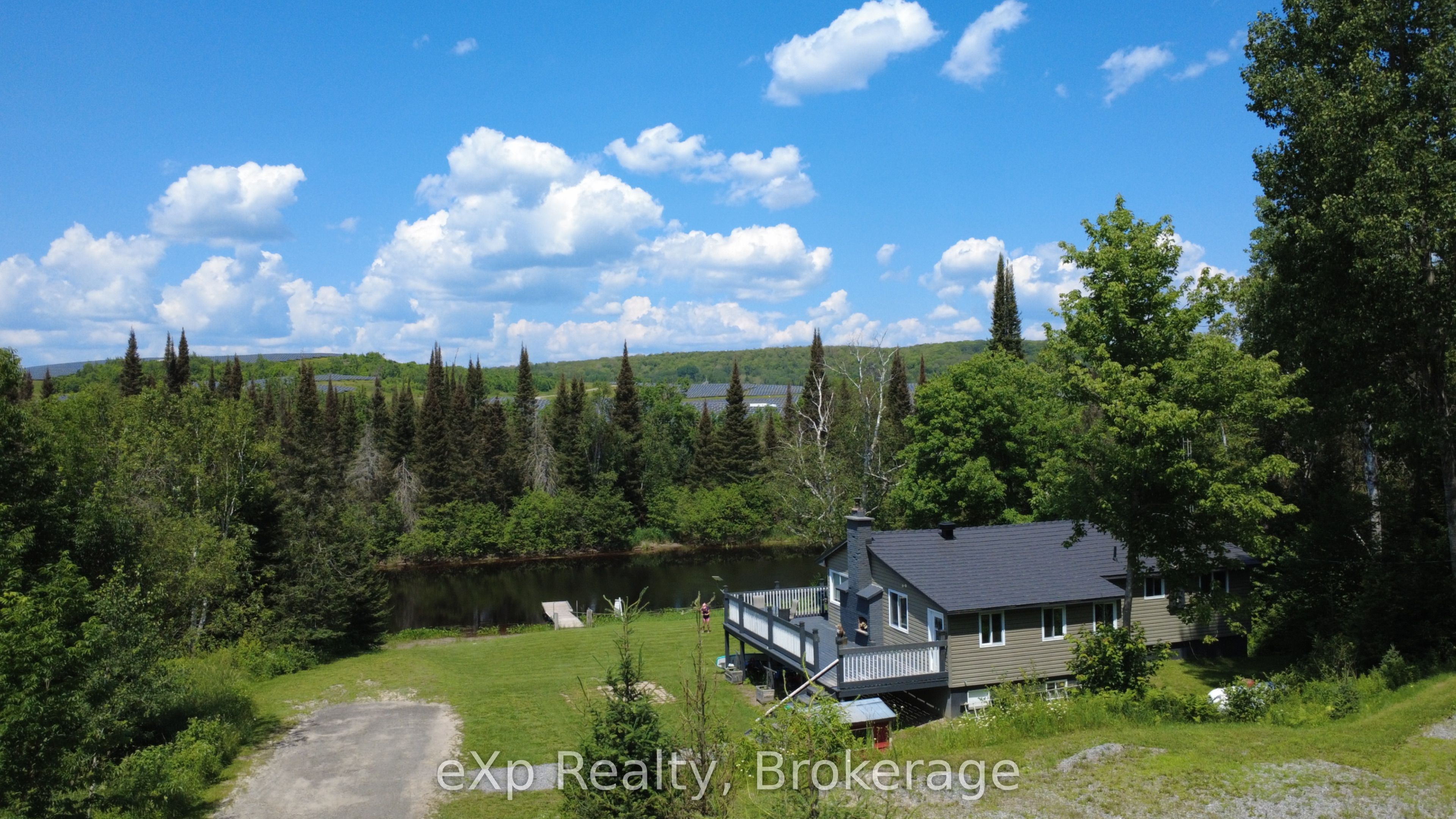 249 River Drive, Burk's Falls, ON P0A 1C0 photo 4