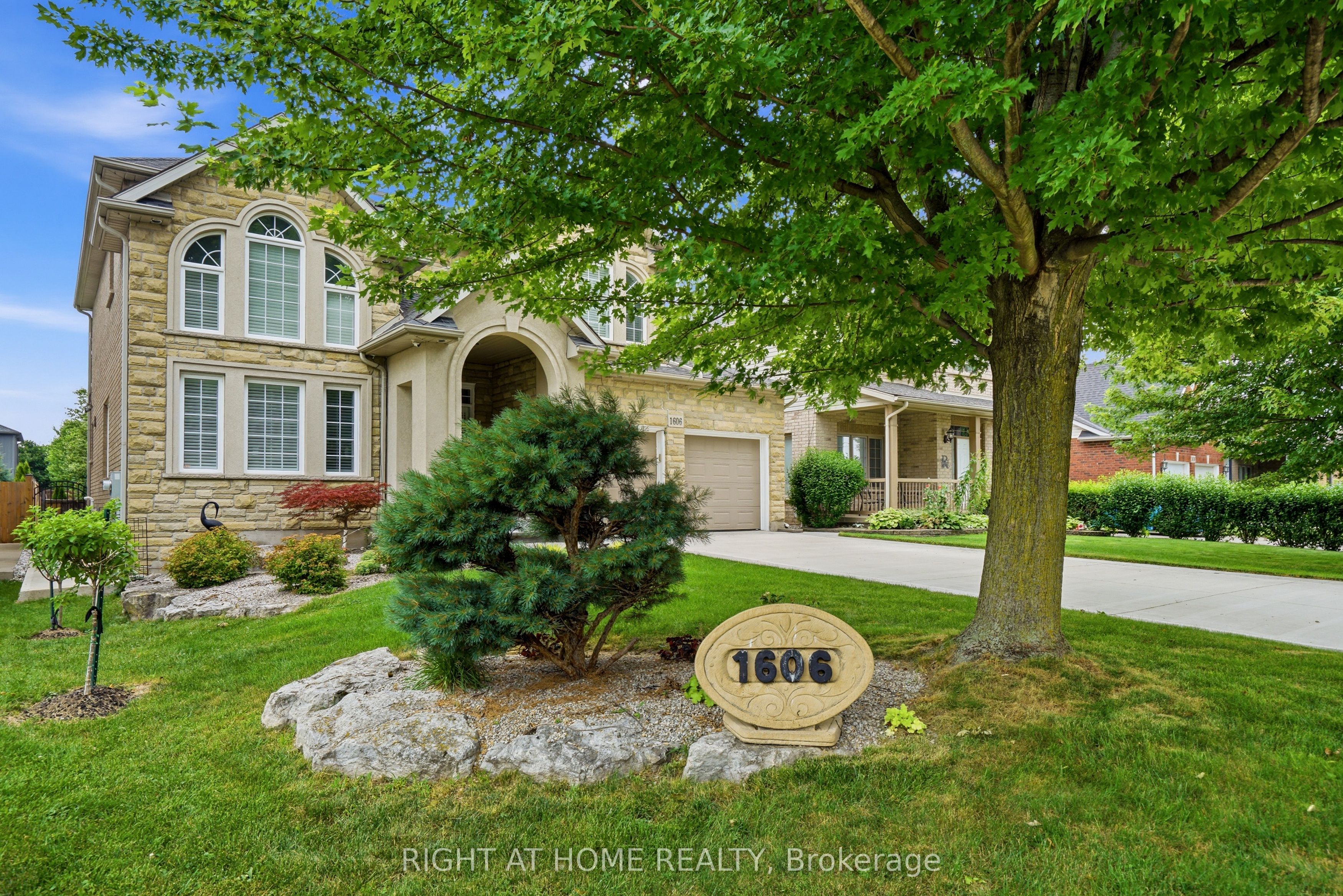 1606 Concession 4 Road, Niagara-on-the-Lake, ON L0S 1J0 photo 4