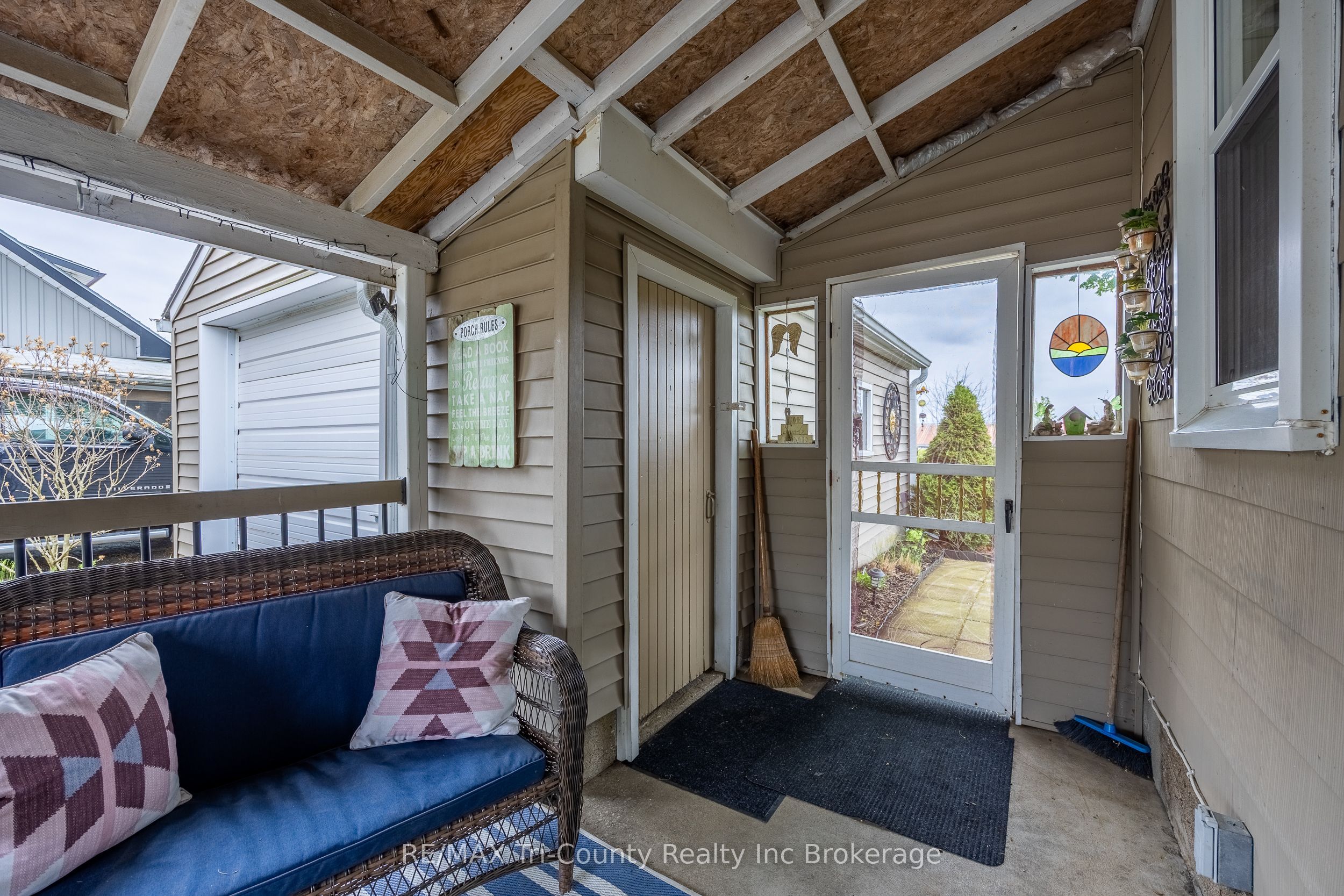 23 Pine Street, Tillsonburg, ON N4G 1L5 photo 4