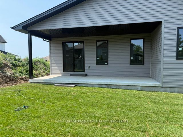 733 Squirrel Hill Drive, Kingston, ON K7P 0B2 photo 2