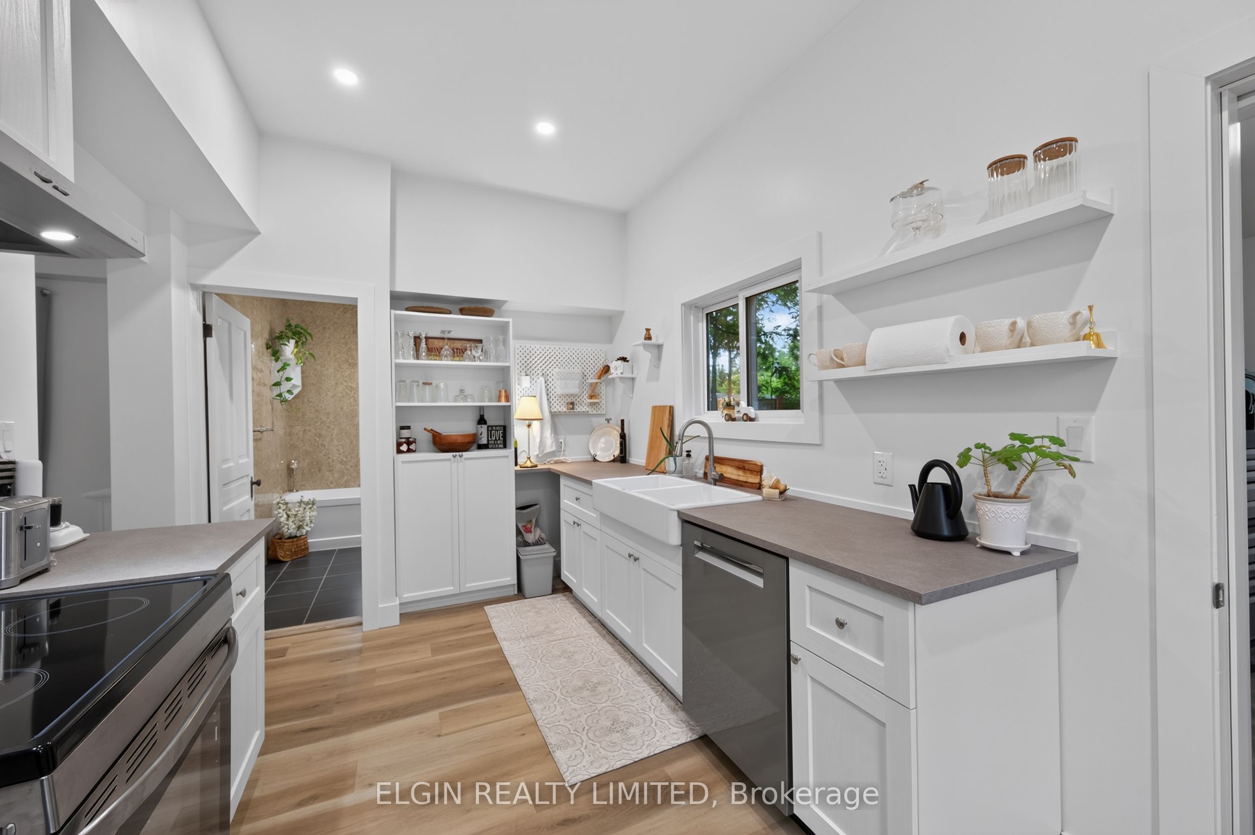 10622 Sunset Road, Southwold, ON N5P 3T2 photo 4