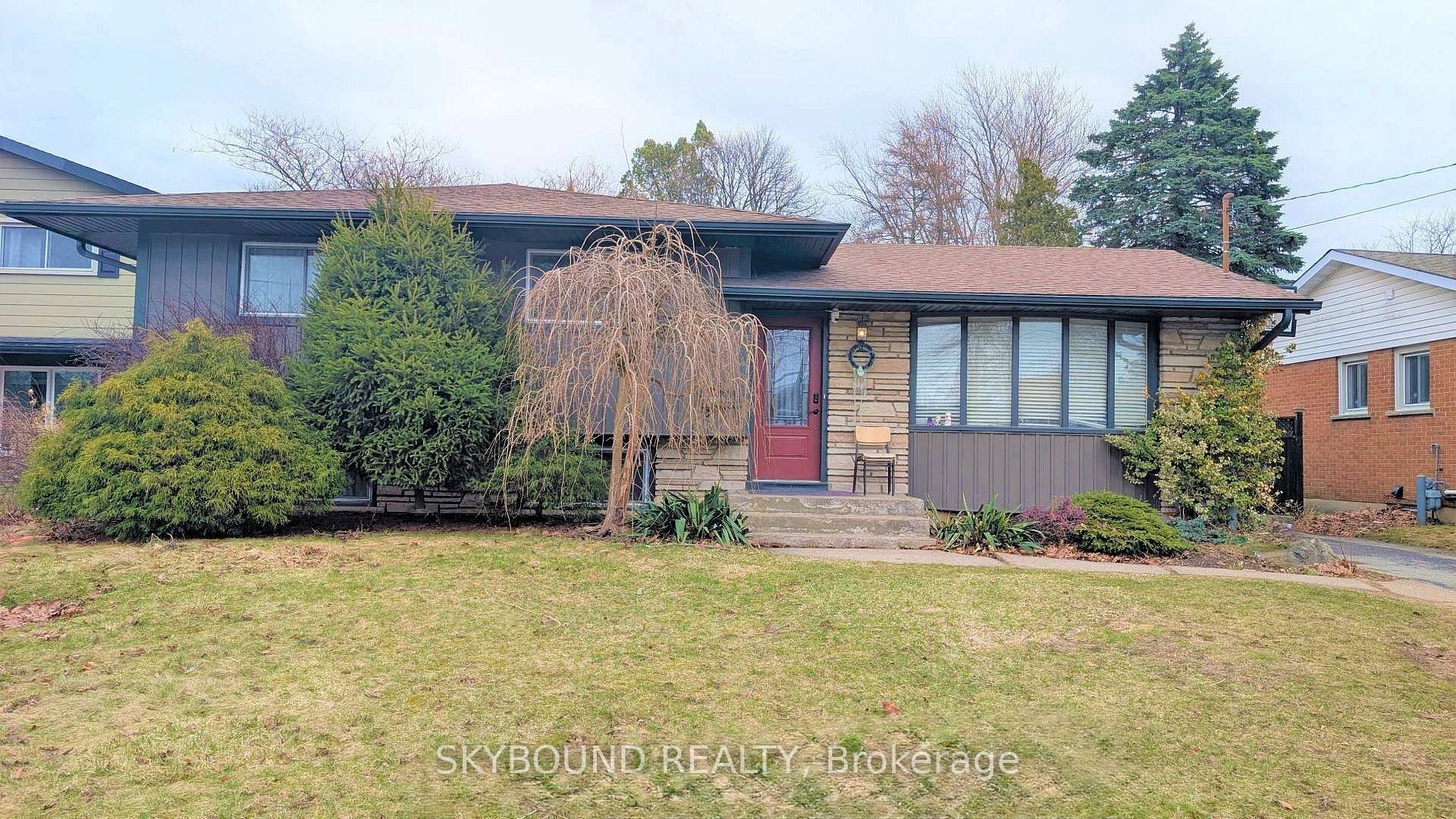 4470 Pinedale Drive, Niagara Falls, ON L2E 6M5 photo 4