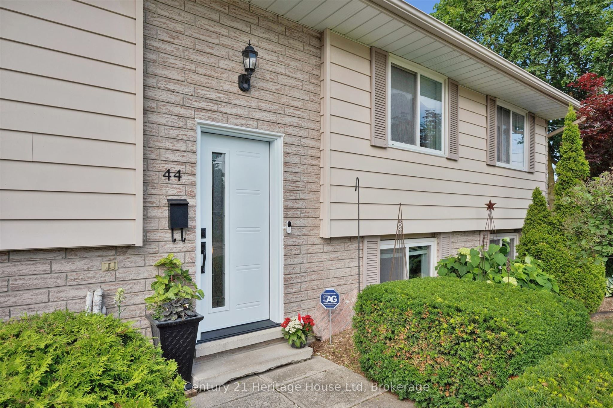 44 Inverness Drive, Guelph, ON N1E 6K3 photo 4