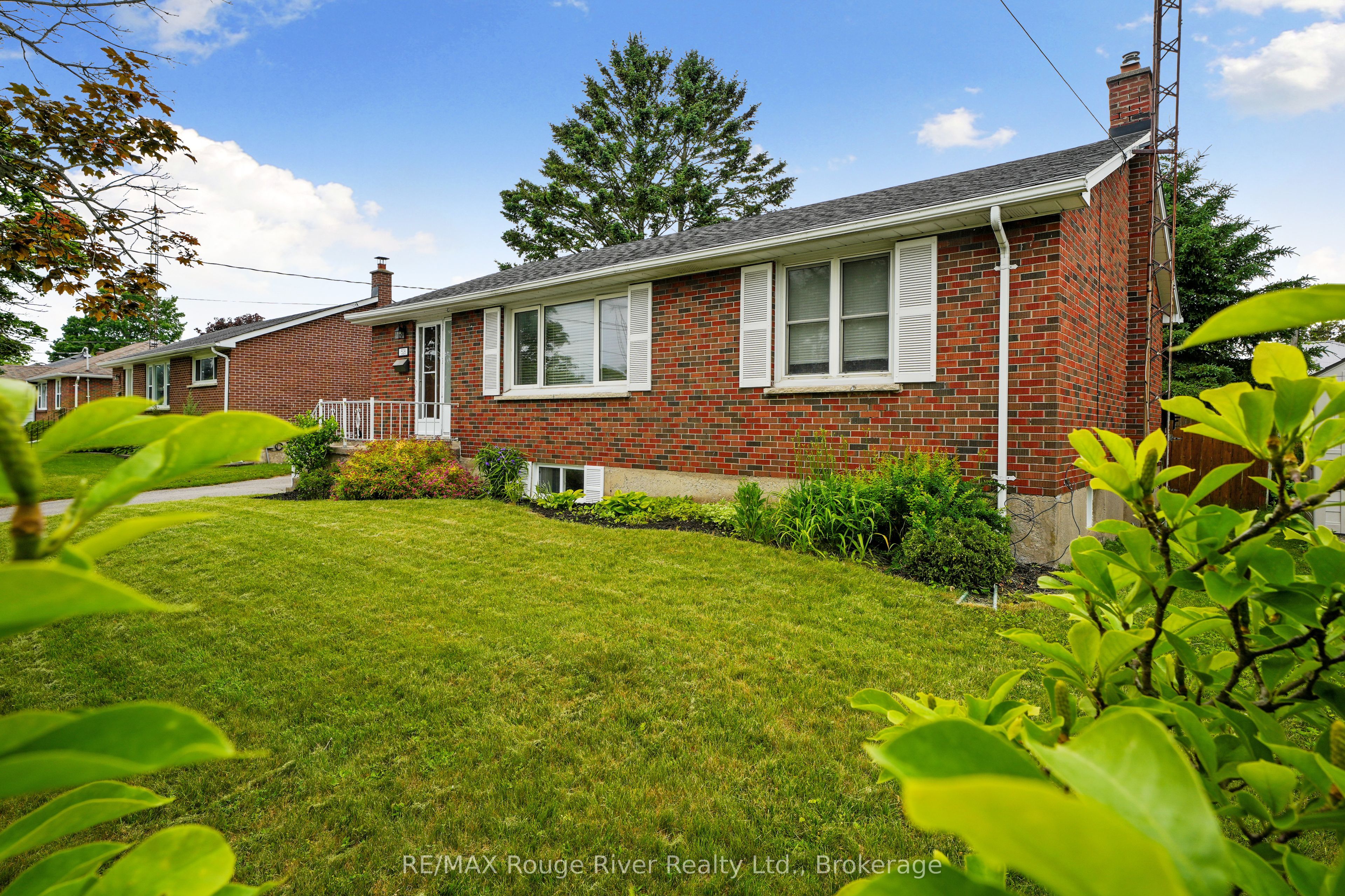 528 Barbara Street, Cobourg, ON K9A 2B1 photo 2