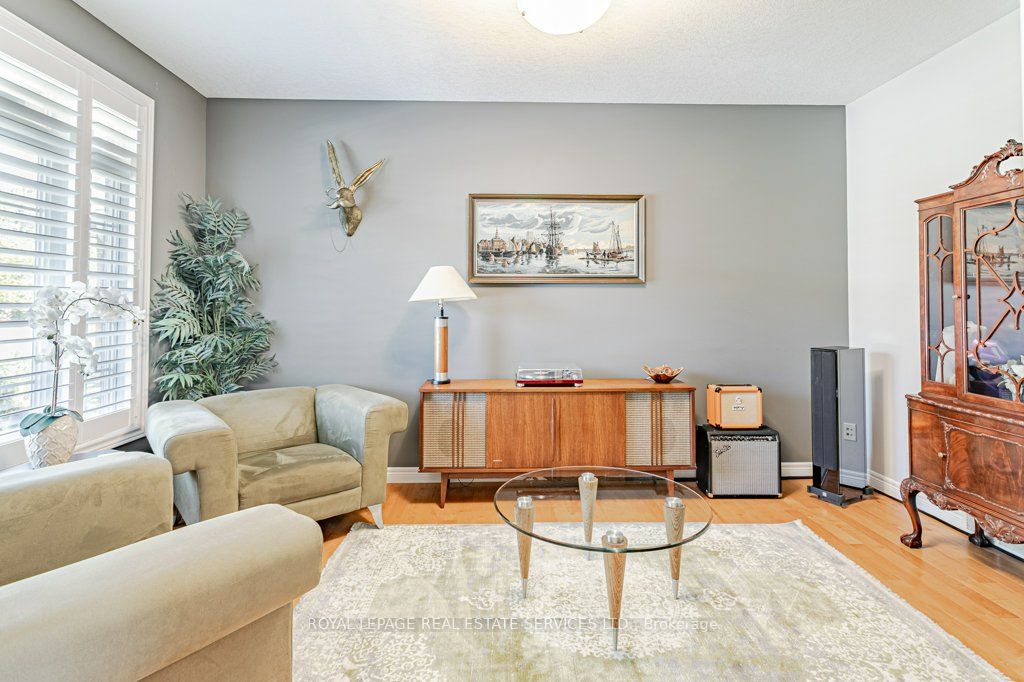 560 Lakeview Drive, Woodstock, ON N4T 1W1 photo 5
