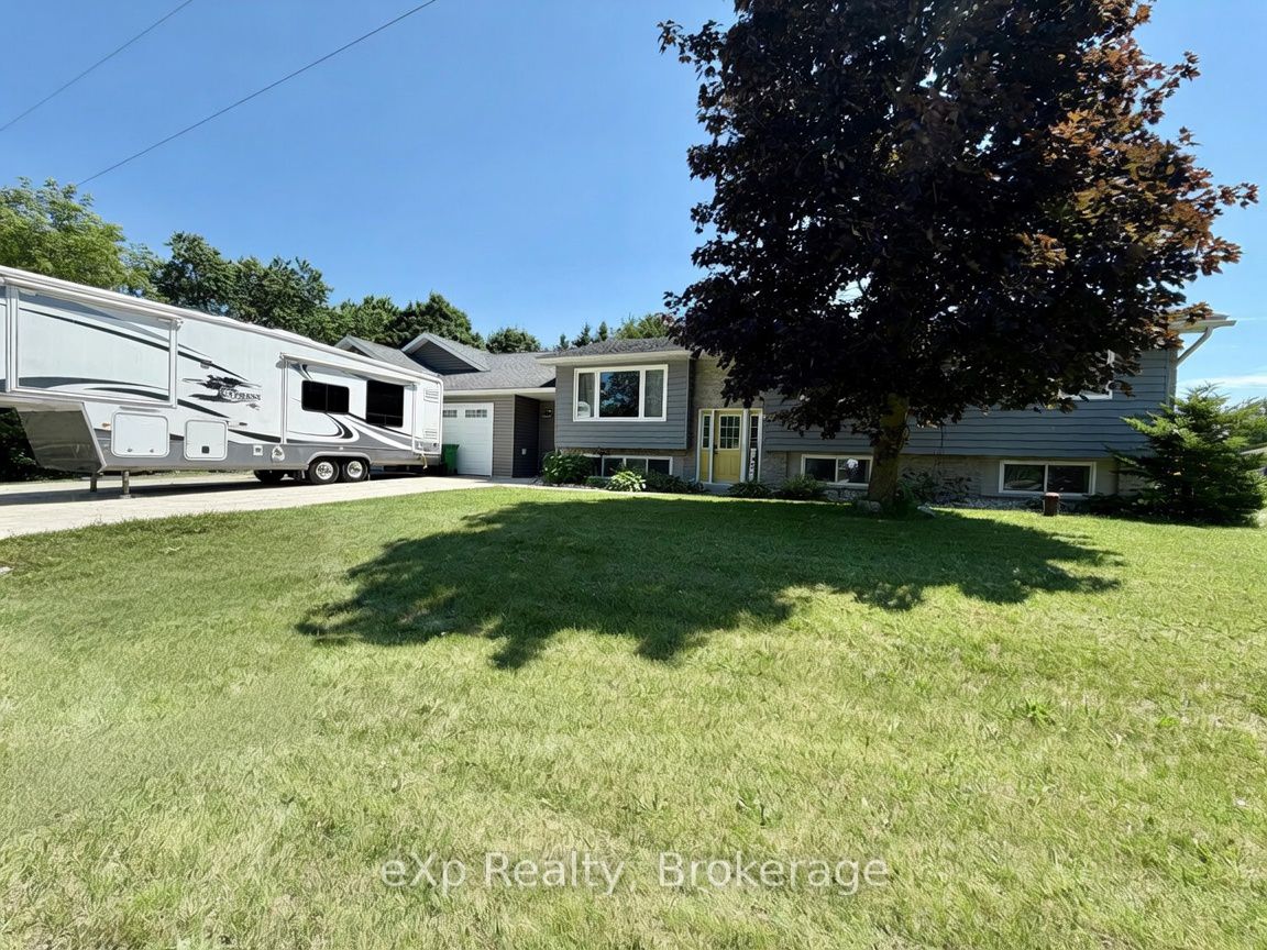 160 WESTFALL Crescent, West Grey, ON N4N 3B9