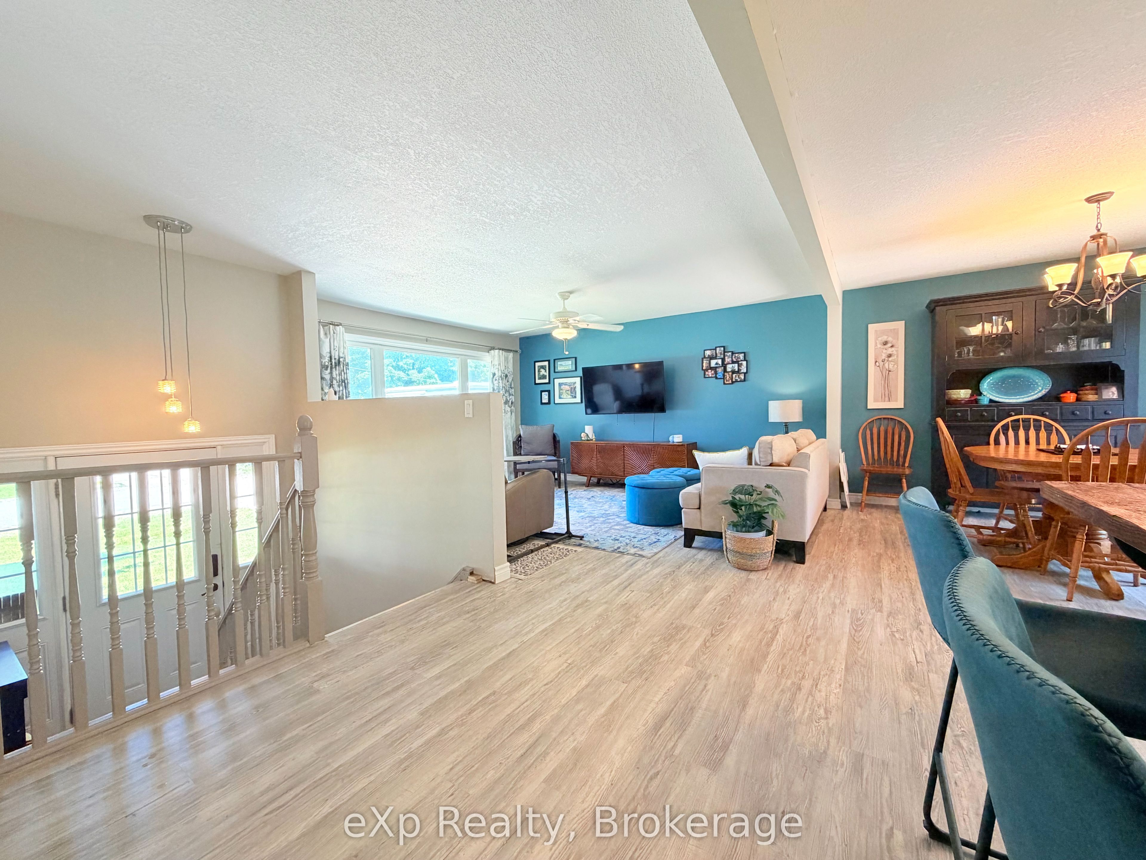 160 WESTFALL Crescent, West Grey, ON N4N 3B9 photo 3